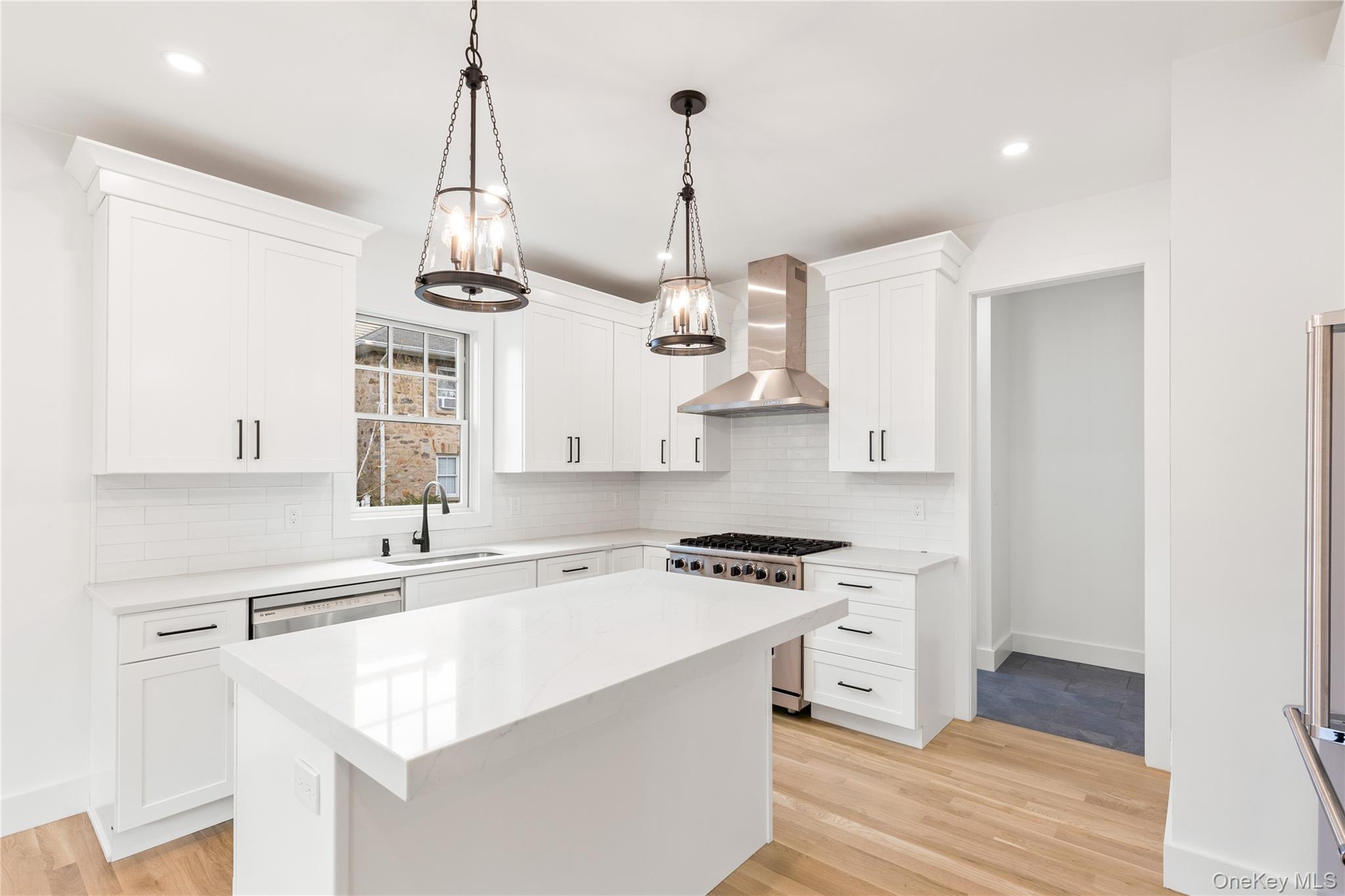 #5 photo, 194 Nelson Avenue, Harrison , NY 10528