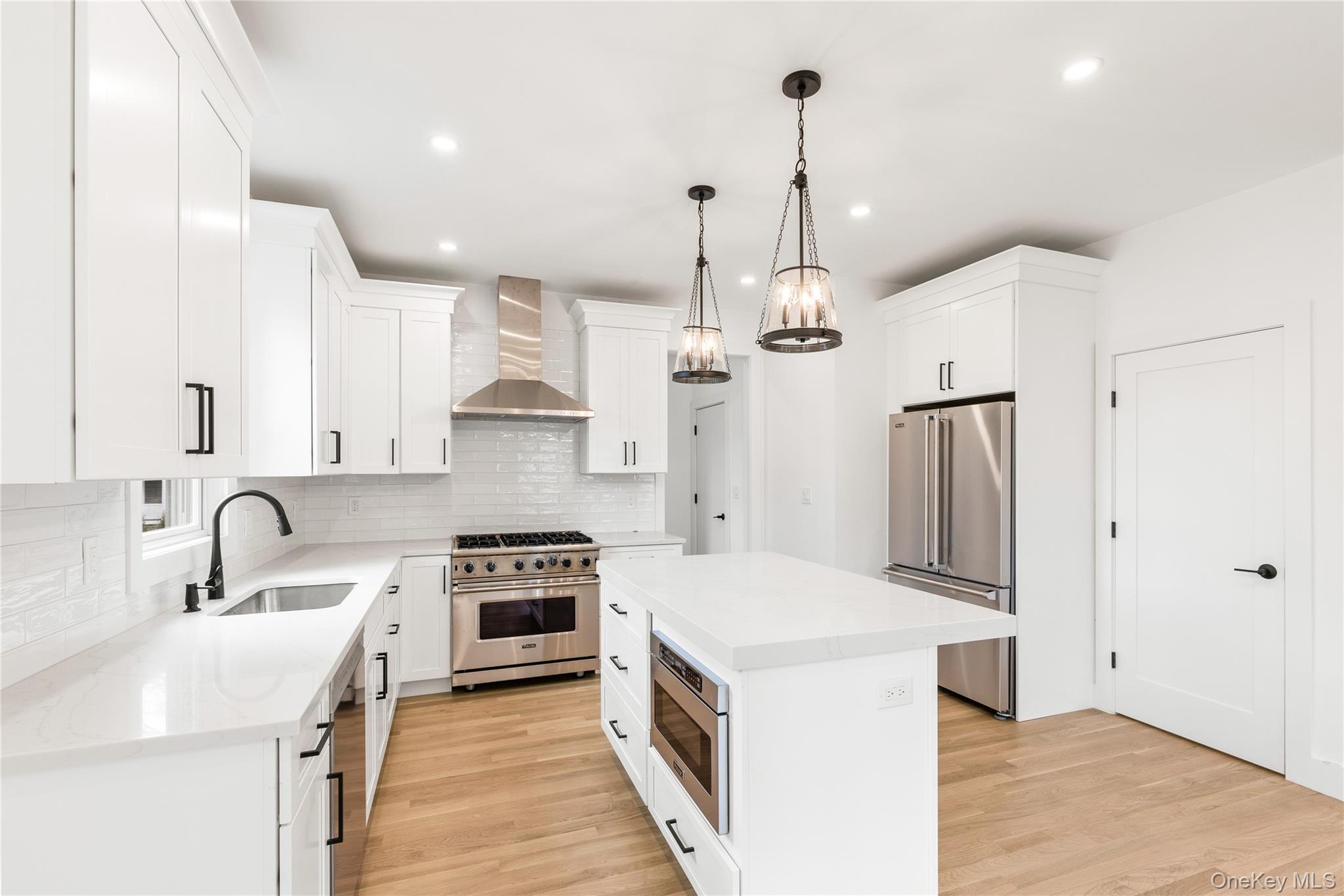 #6 photo, 194 Nelson Avenue, Harrison , NY 10528