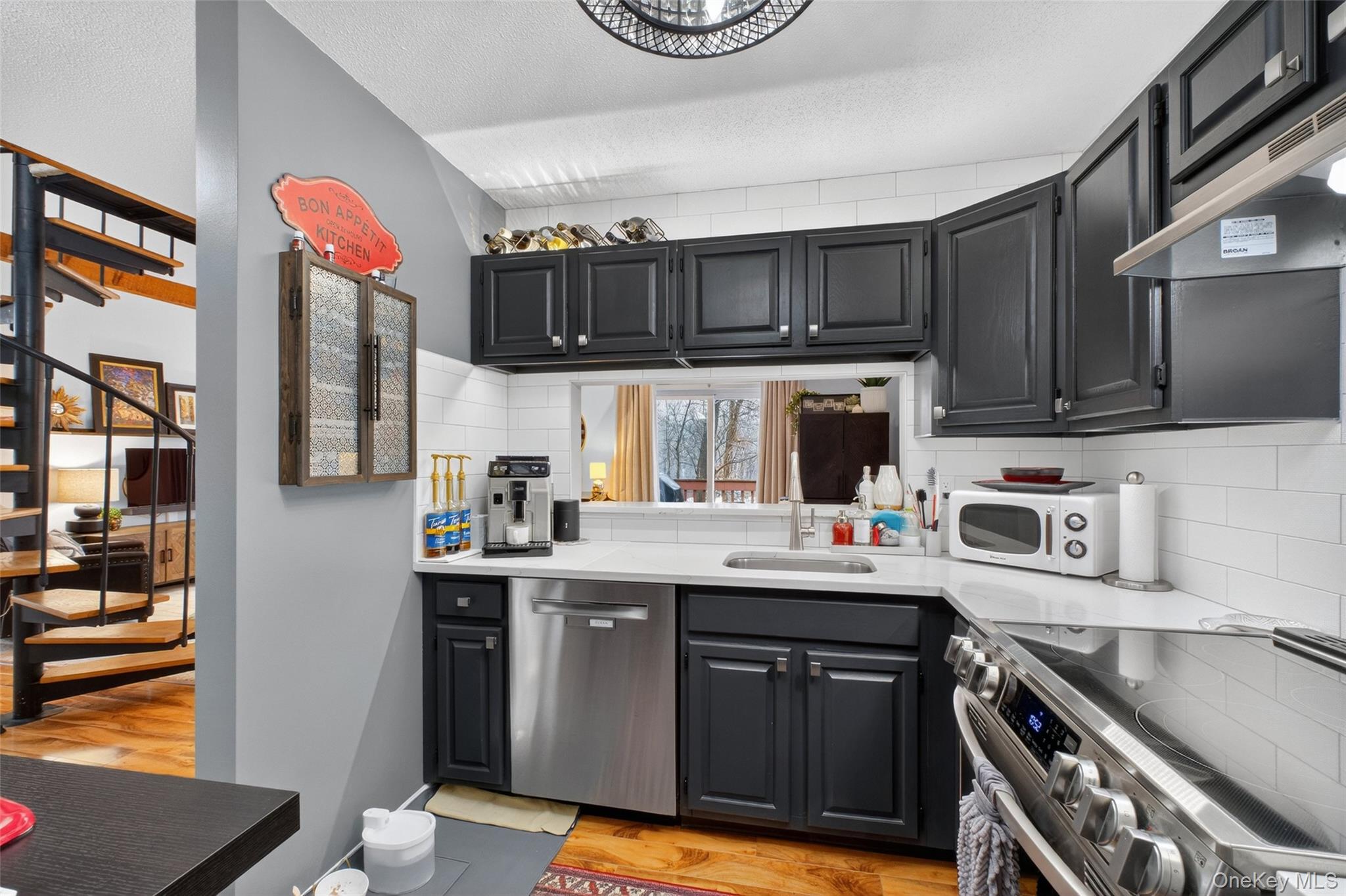 #15 photo, 702 Autumn Lane, Brewster , NY 10509