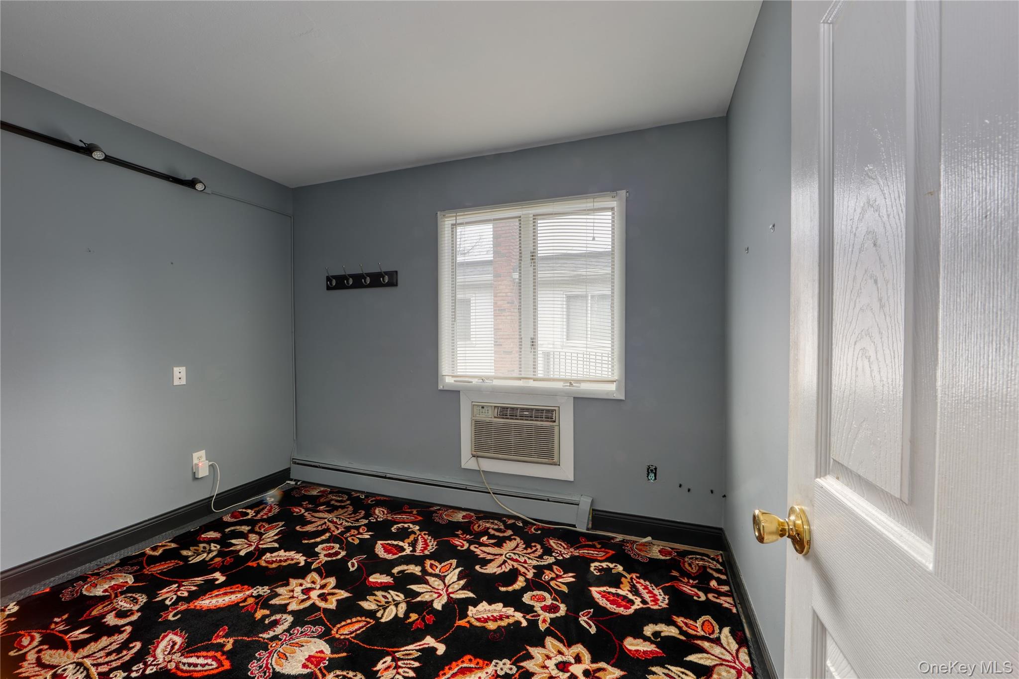 #10 photo, 386 Southport Street, Ronkonkoma , NY 11779