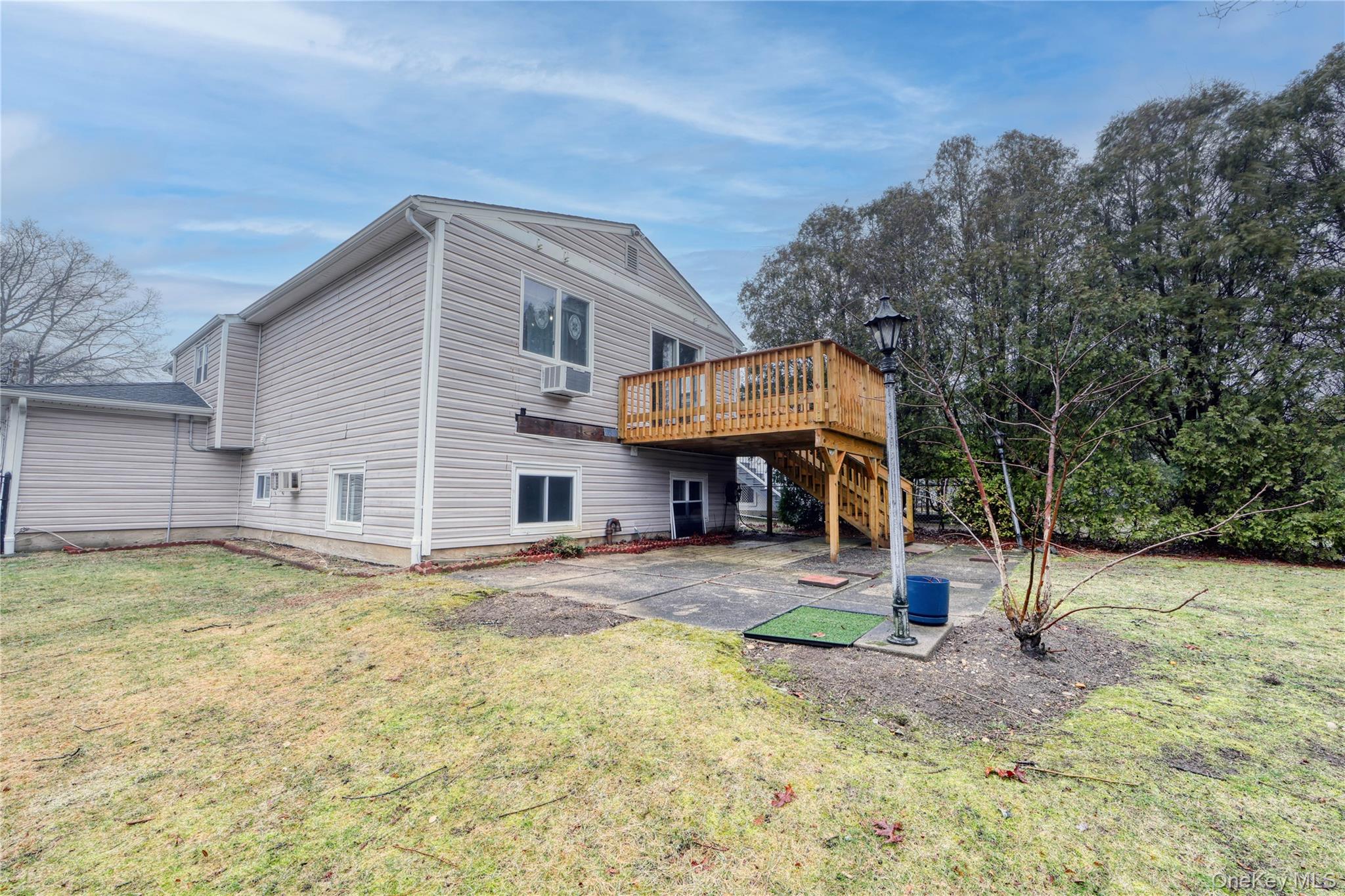 #3 photo, 386 Southport Street, Ronkonkoma , NY 11779