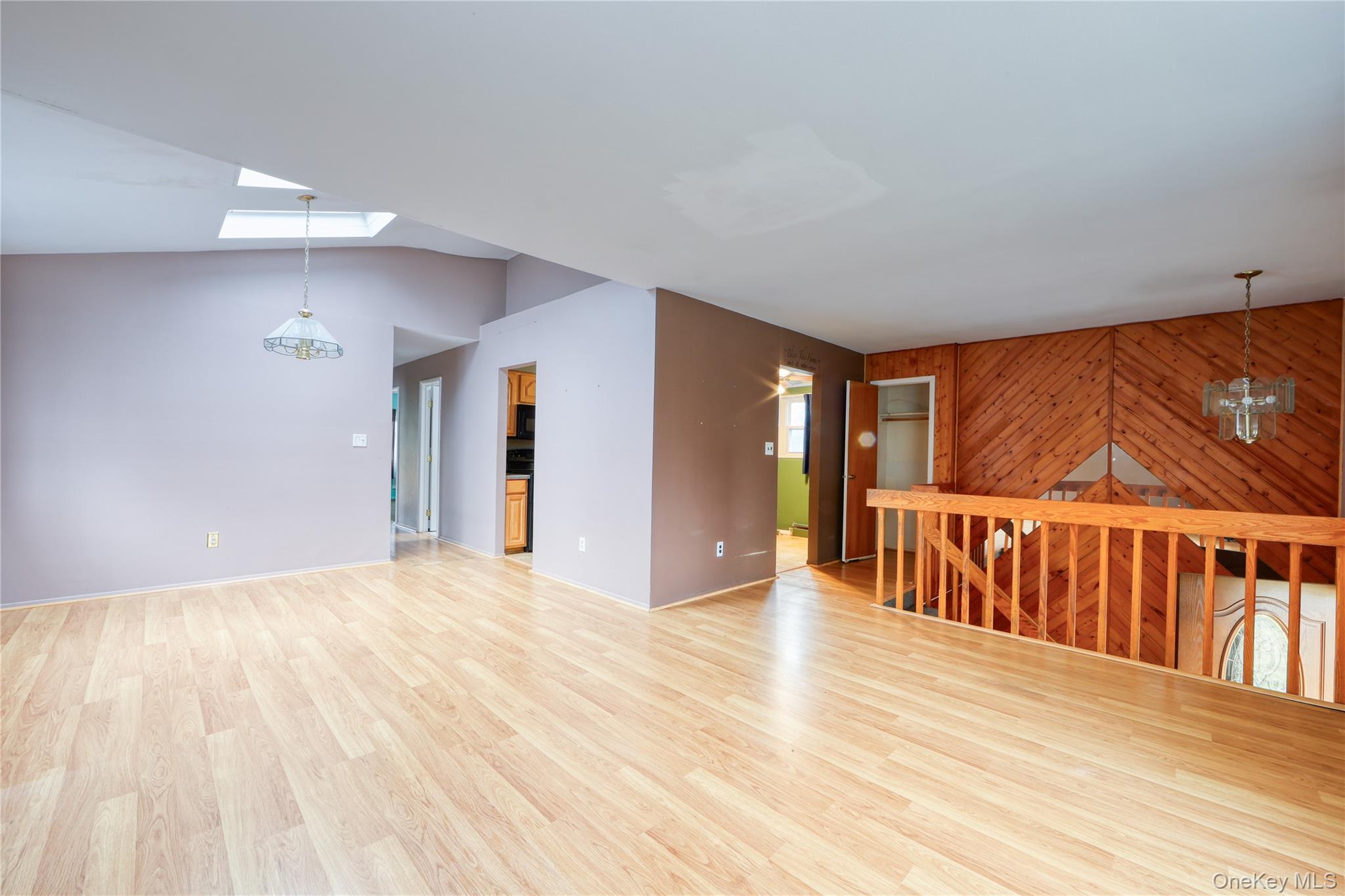 #5 photo, 386 Southport Street, Ronkonkoma , NY 11779