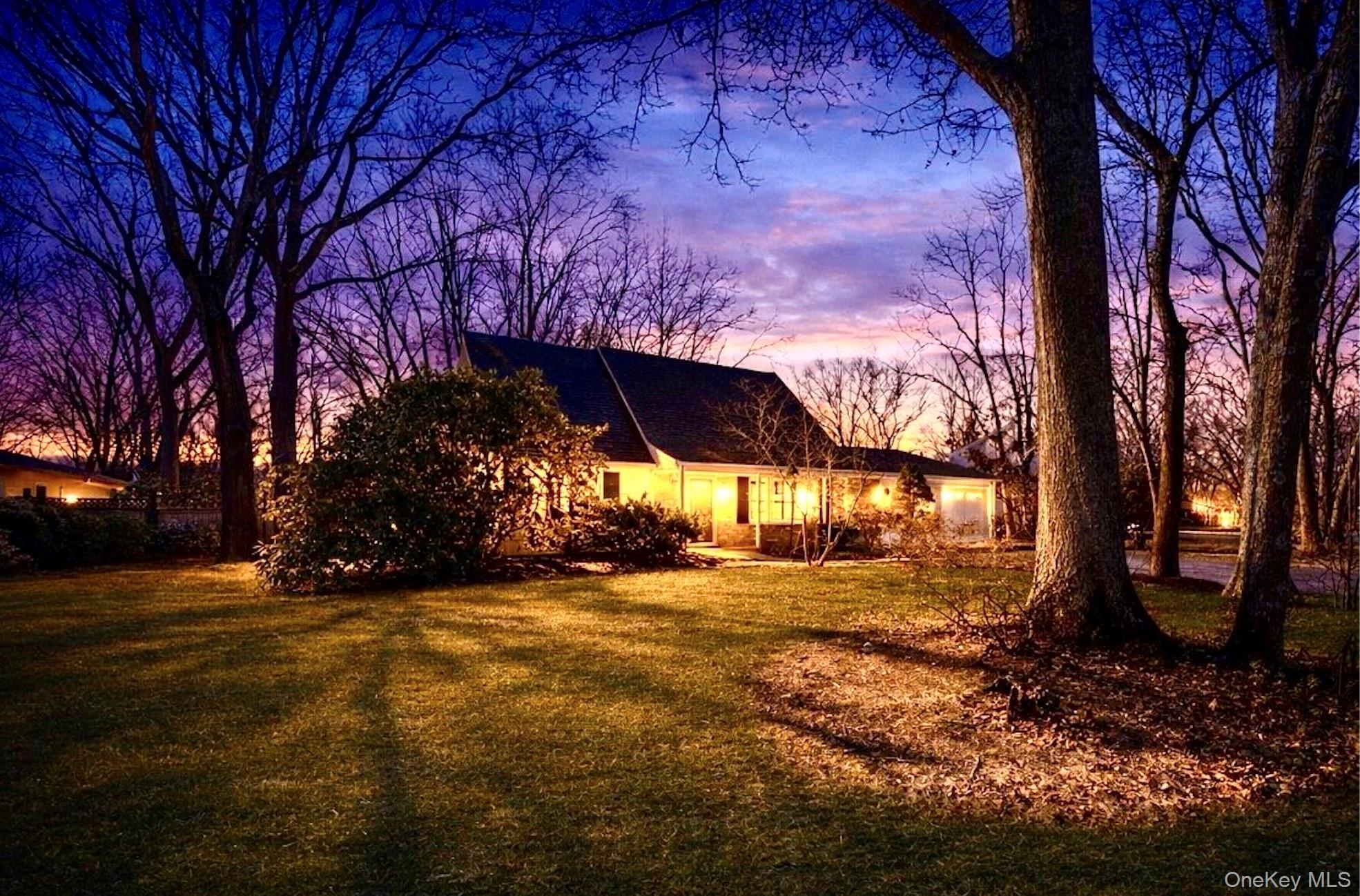 #2 photo, 22 Bucknell Lane, Stony Brook , NY 11790