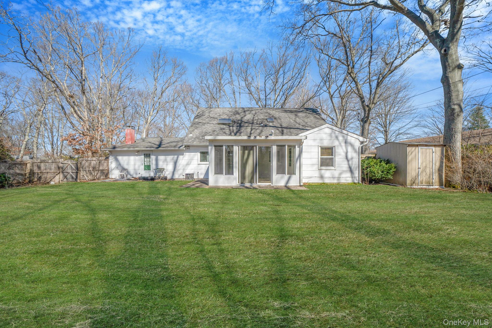 #5 photo, 22 Bucknell Lane, Stony Brook , NY 11790