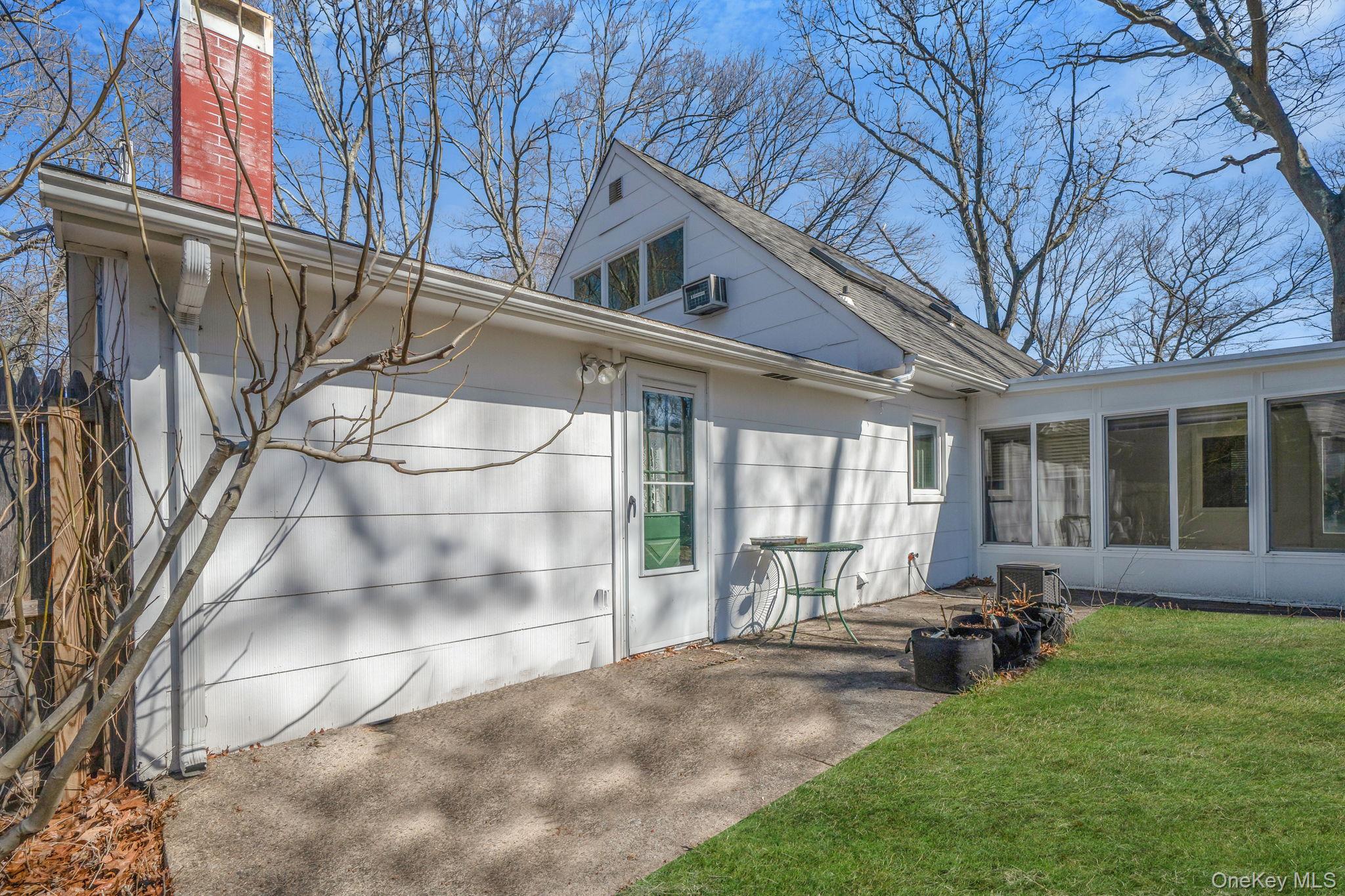 #7 photo, 22 Bucknell Lane, Stony Brook , NY 11790