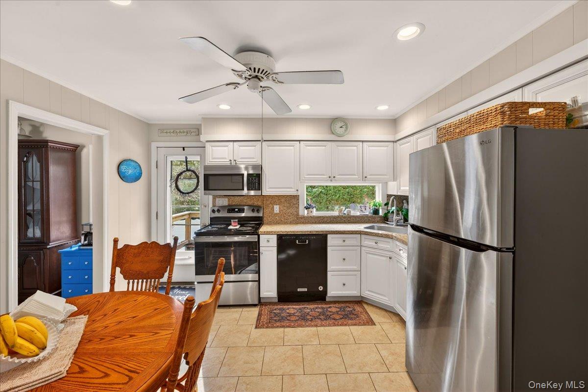 #6 photo, 52 Central Avenue, Саффолк ‖ Patchogue , NY 11772