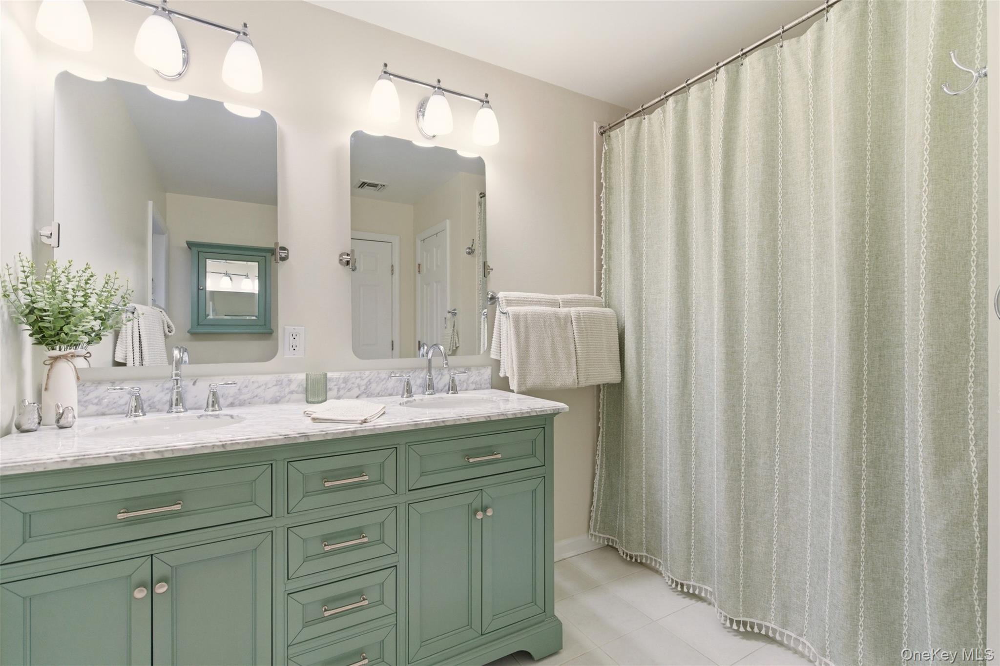 #14 photo, 30 Rancher Place, Huntington , NY 11743