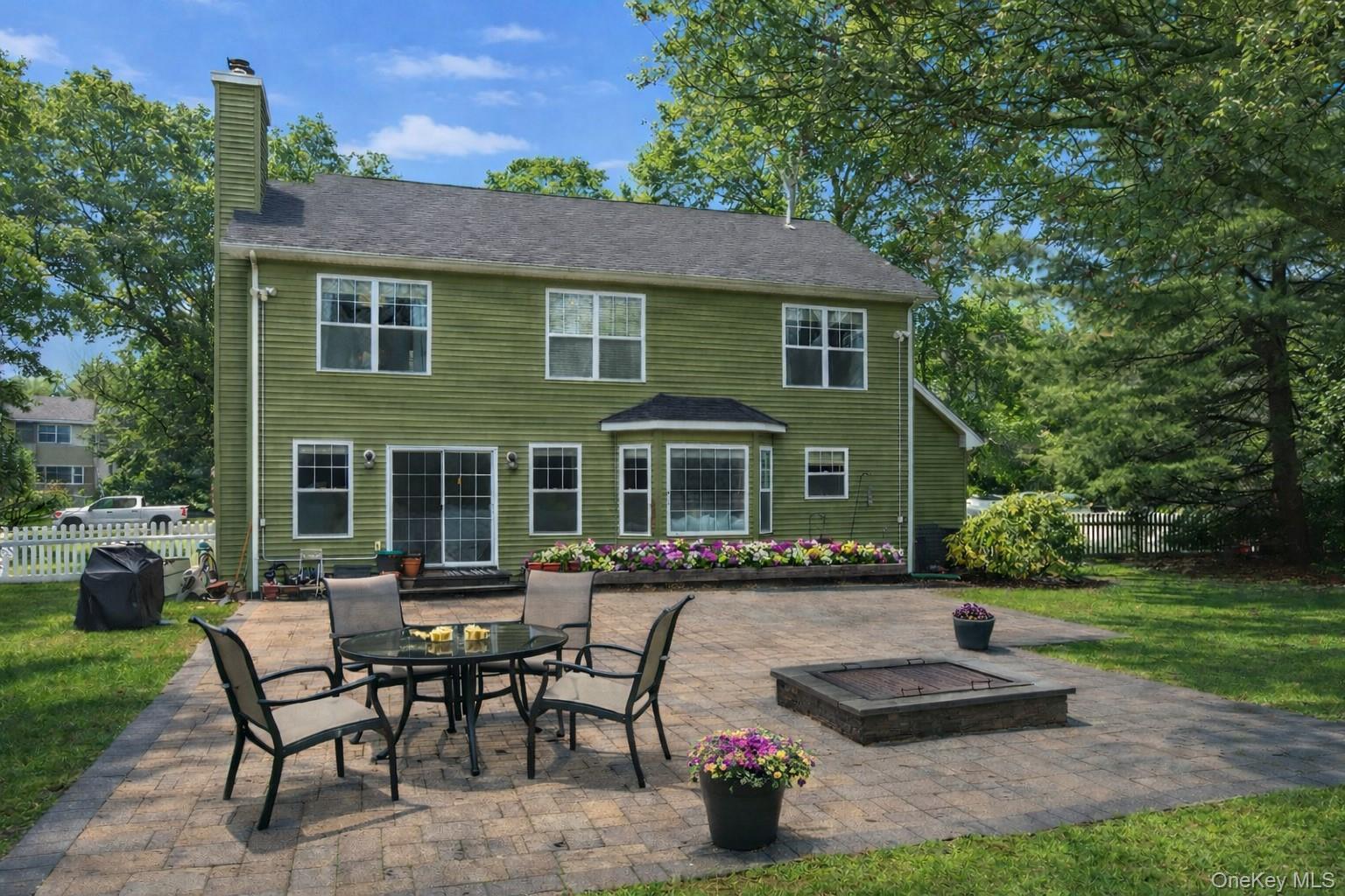 #20 photo, 30 Rancher Place, Huntington , NY 11743