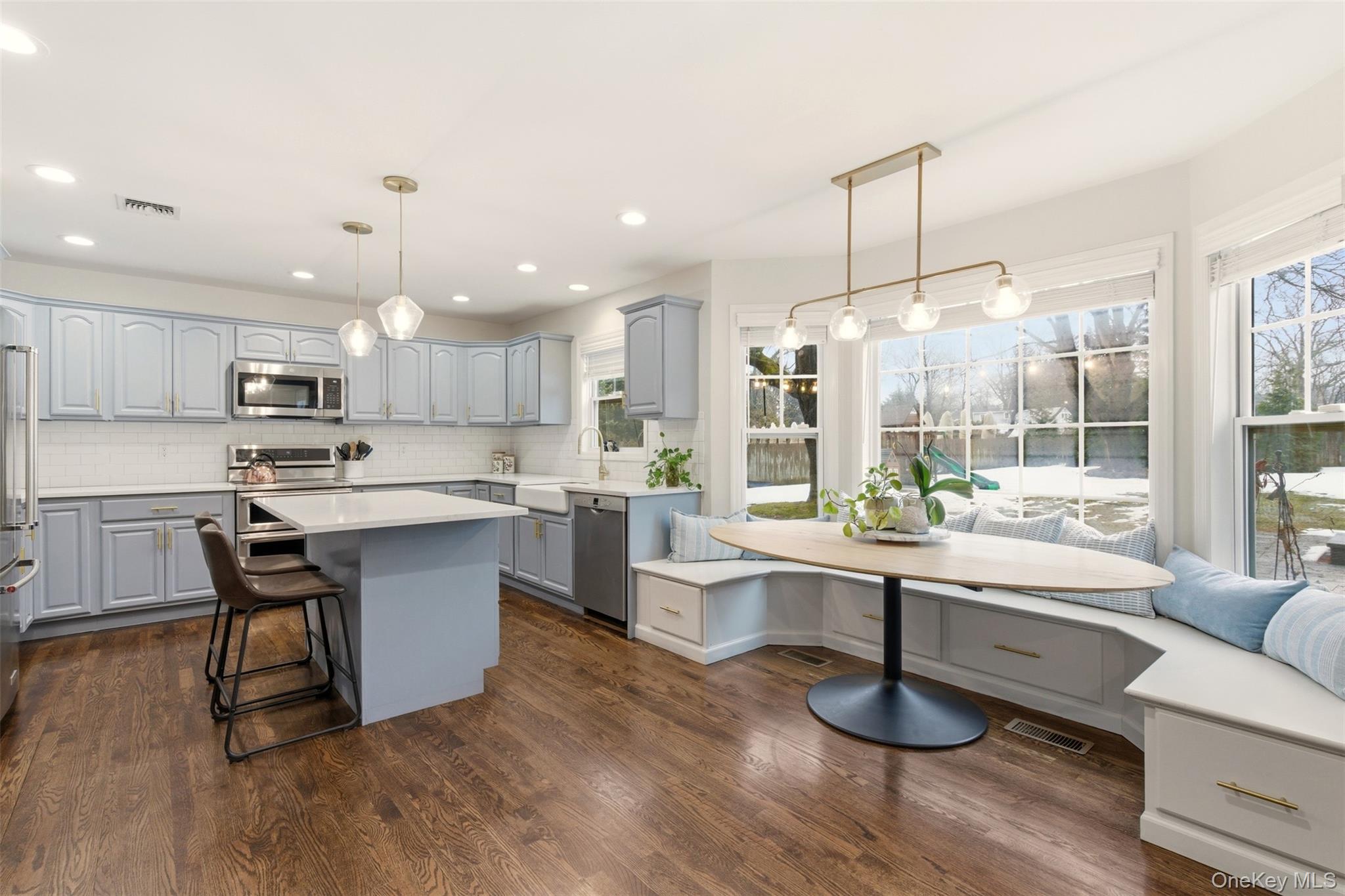 #3 photo, 30 Rancher Place, Huntington , NY 11743