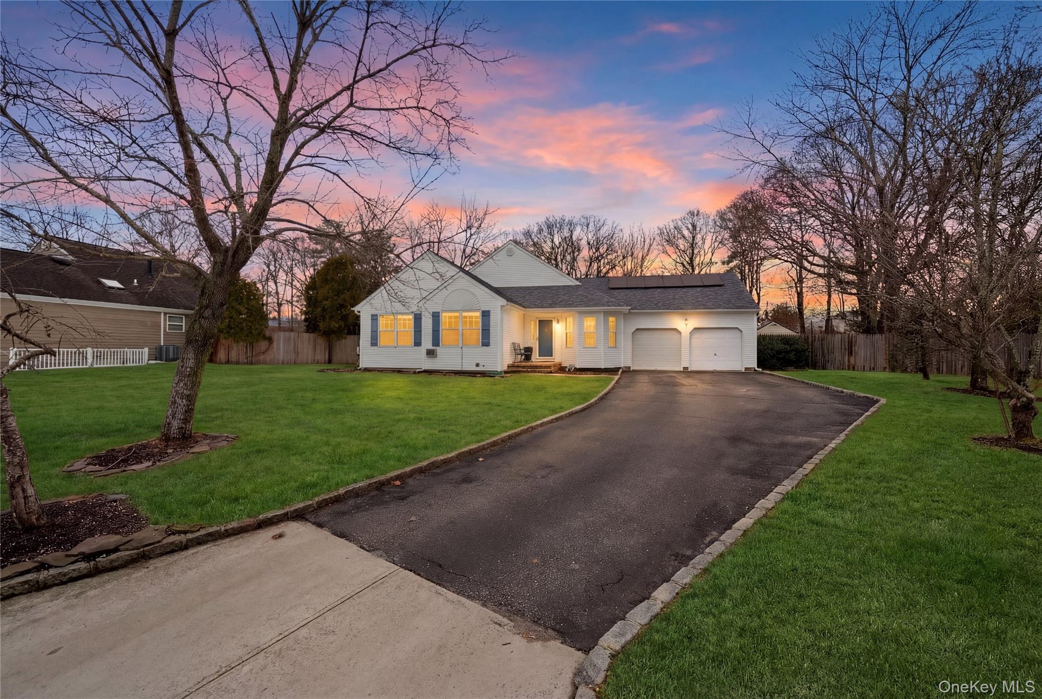 #3 photo, 8 Lucy Court, सफ़ोक काउंटी Patchogue , NY 11772