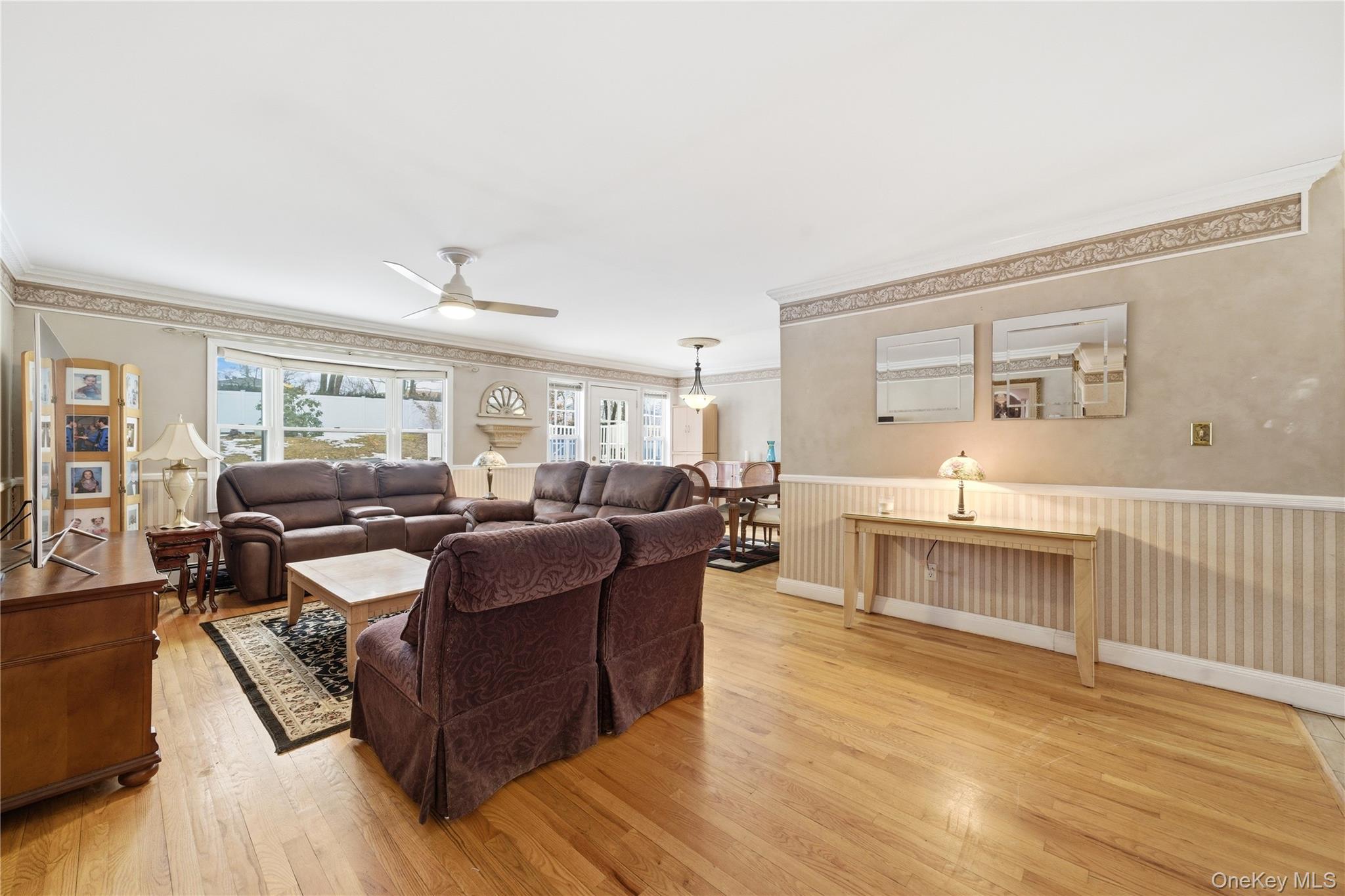 #6 photo, 8 Lucy Court, सफ़ोक काउंटी Patchogue , NY 11772