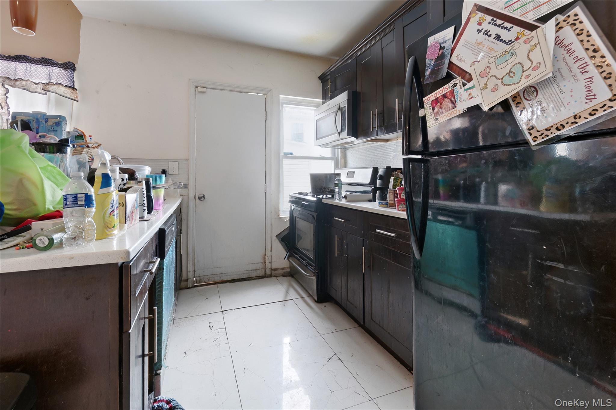 #3 photo, 6529 Bayfield Avenue, קווינס Arverne , NY 11692