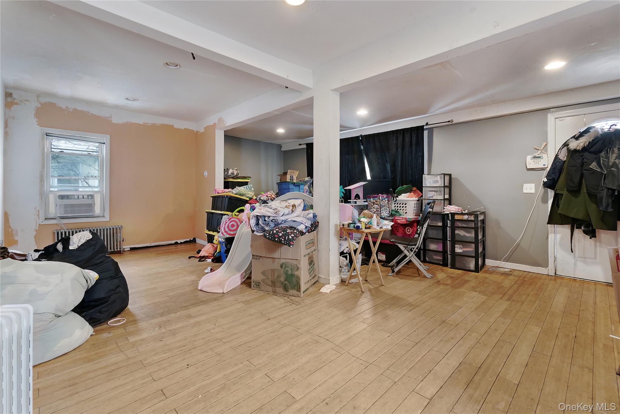 #5 photo, 6529 Bayfield Avenue, קווינס Arverne , NY 11692