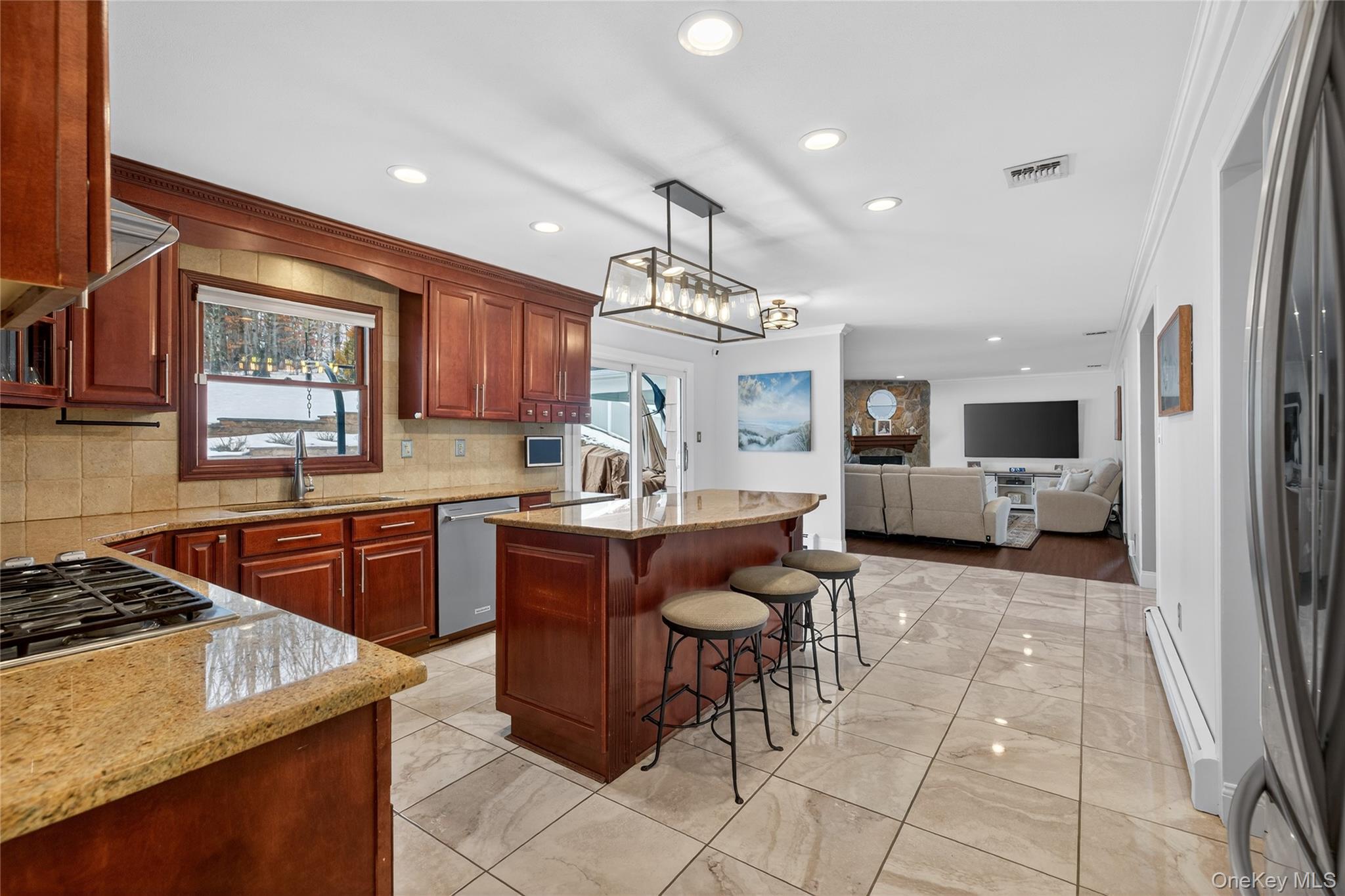 #17 photo, 53 Timber Ridge Drive, Commack , NY 11725