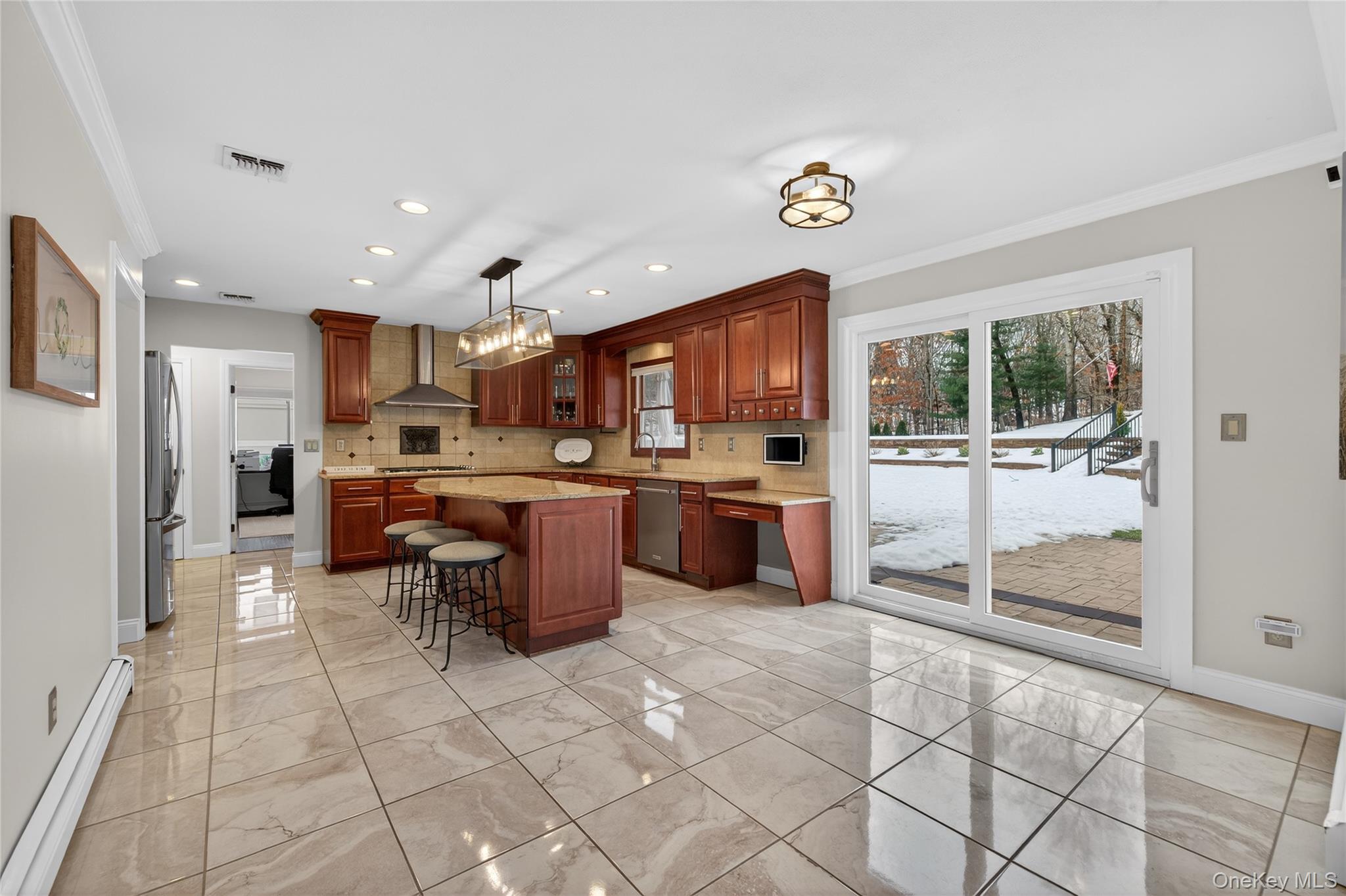 #20 photo, 53 Timber Ridge Drive, Commack , NY 11725