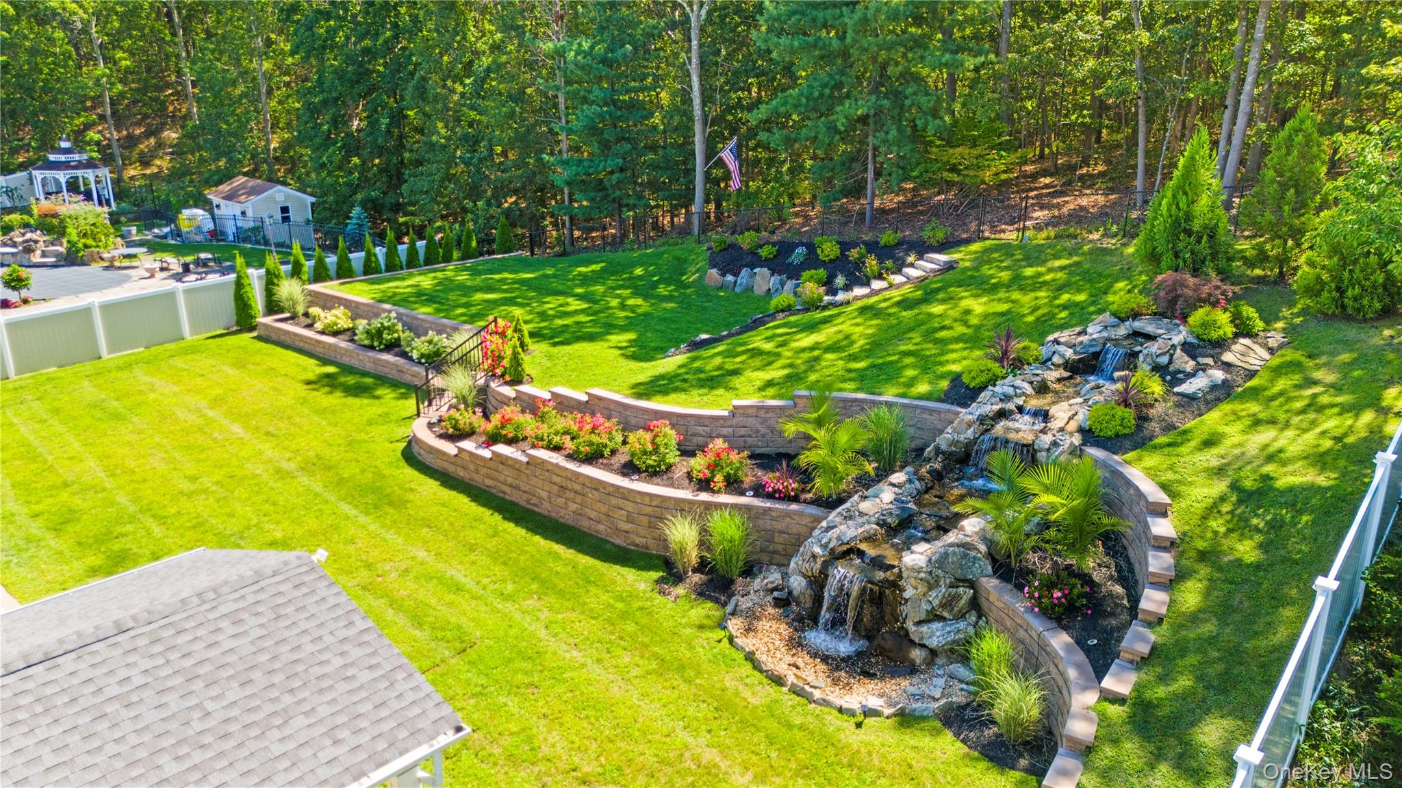 #4 photo, 53 Timber Ridge Drive, Саффолк ‖ Commack , NY 11725