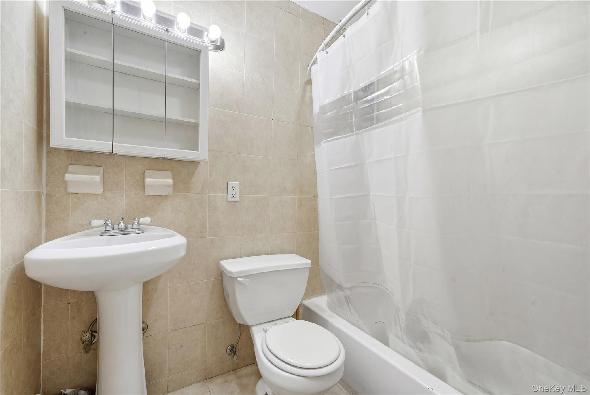 #12 photo, 14356 229th Street, 皇后区 Laurelton , NY 11413