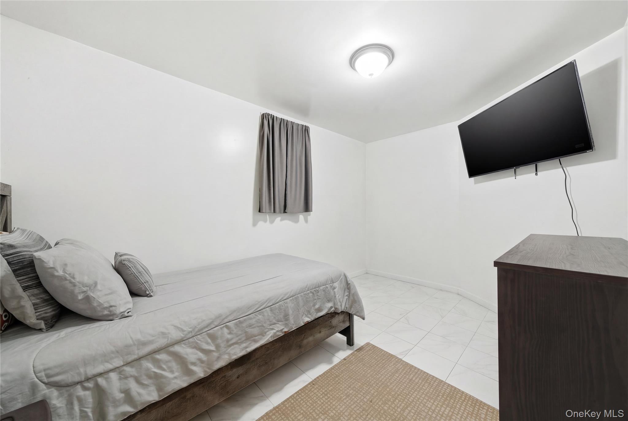 #18 photo, 14356 229th Street, 皇后区 Laurelton , NY 11413