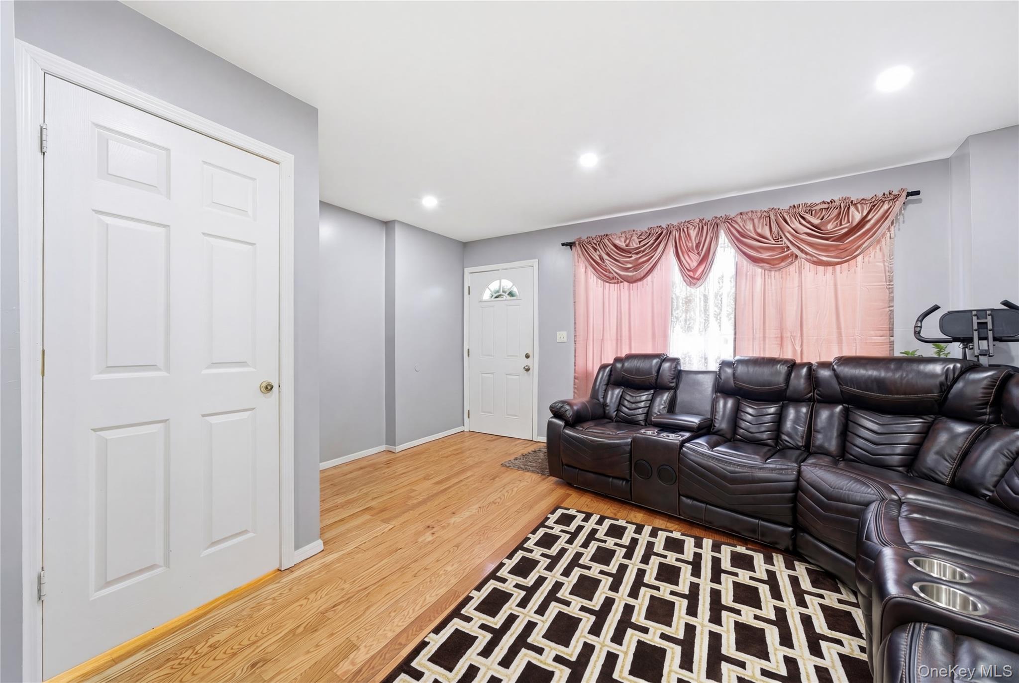 #5 photo, 14356 229th Street, 皇后区 Laurelton , NY 11413