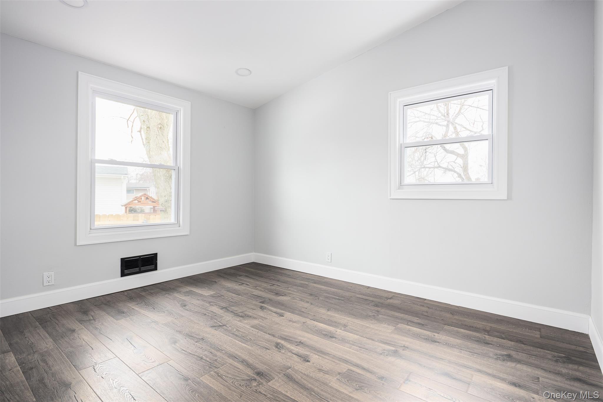 #12 photo, 78 Sameul Street, Ronkonkoma , NY 11779