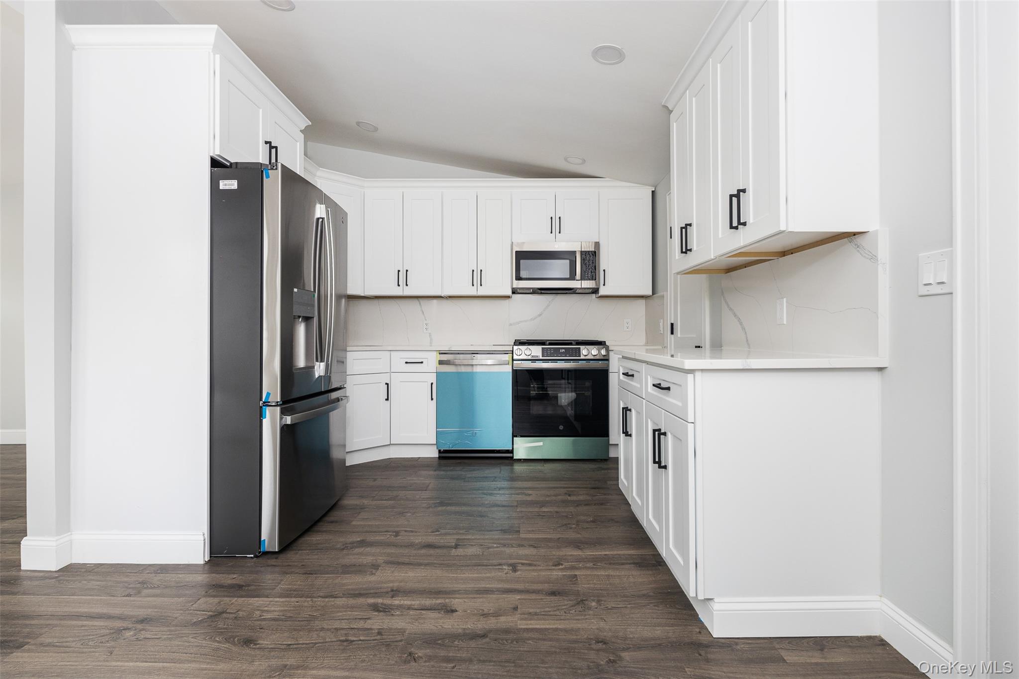 #3 photo, 78 Sameul Street, Ronkonkoma , NY 11779