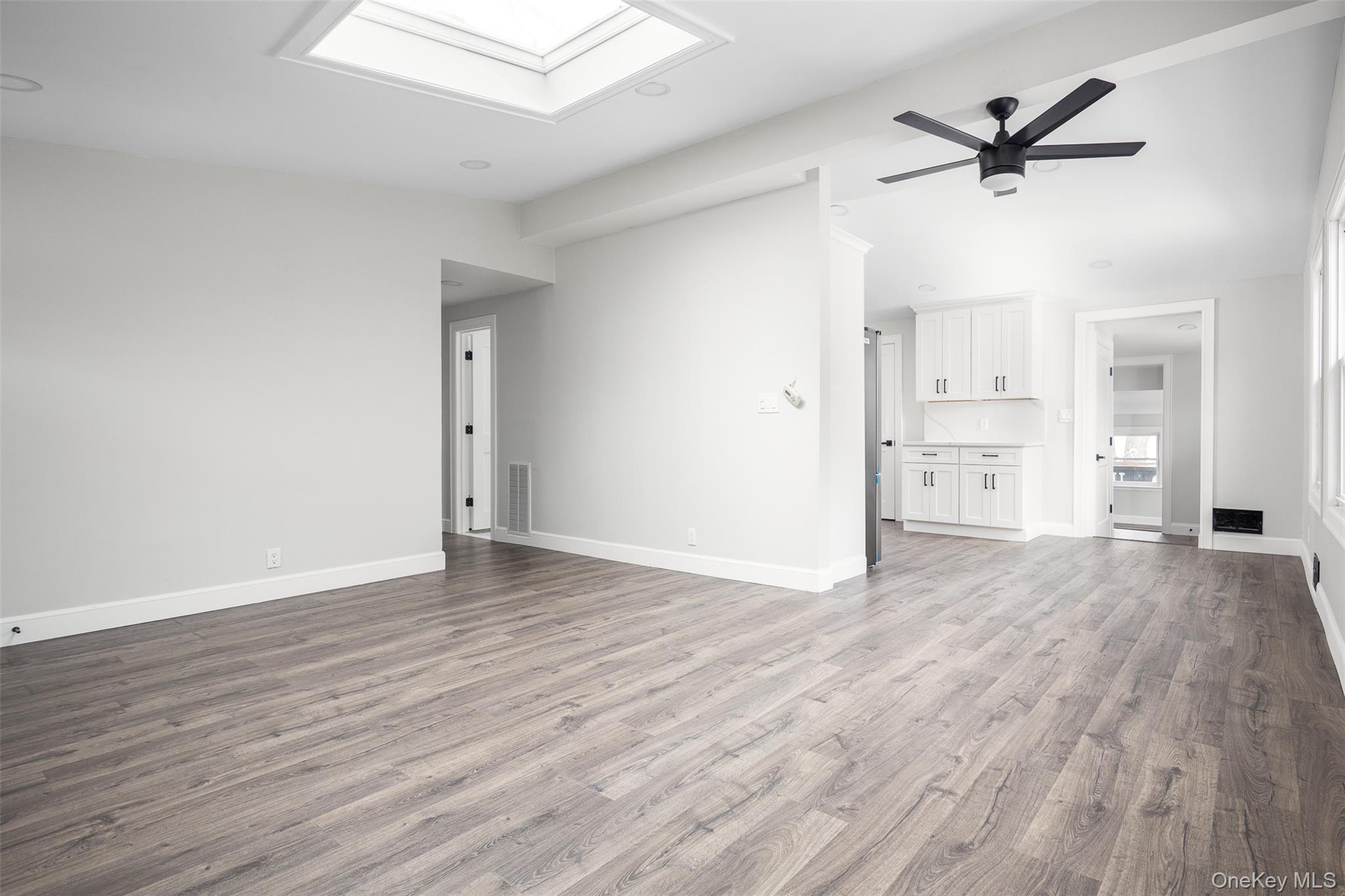 #4 photo, 78 Sameul Street, Ronkonkoma , NY 11779