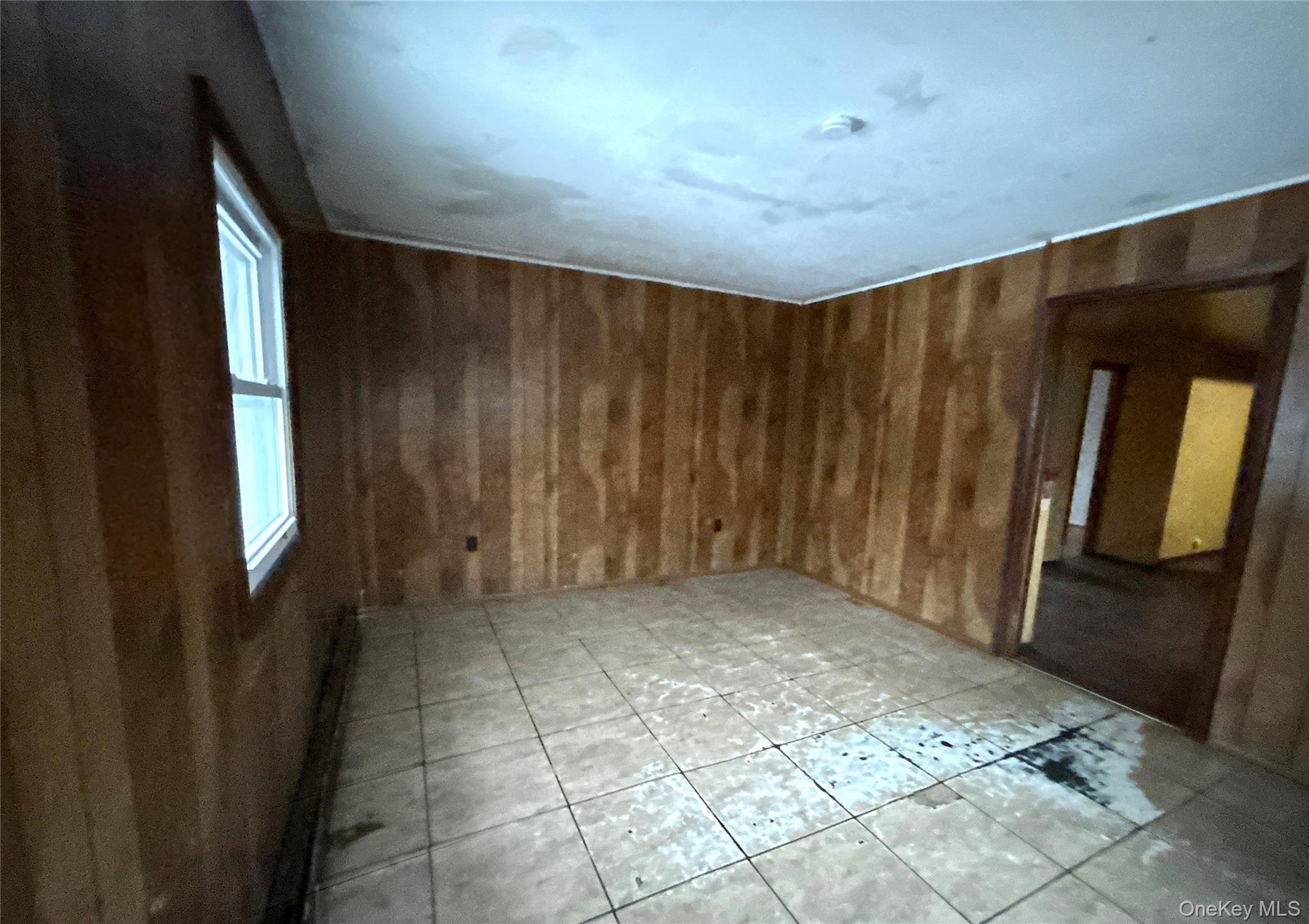 #15 photo, 1181 Ocean Avenue, सफ़ोक काउंटी Bay Shore , NY 11706