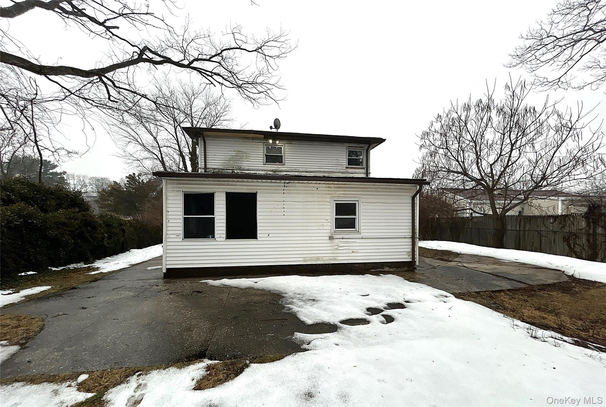 #16 photo, 1181 Ocean Avenue, सफ़ोक काउंटी Bay Shore , NY 11706