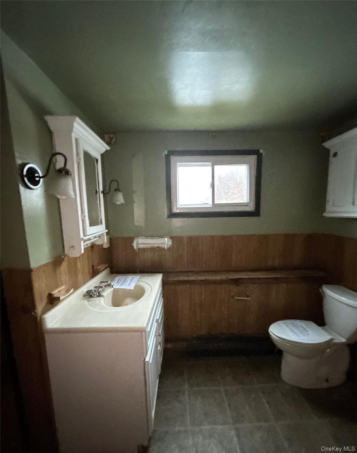 #9 photo, 1181 Ocean Avenue, सफ़ोक काउंटी Bay Shore , NY 11706