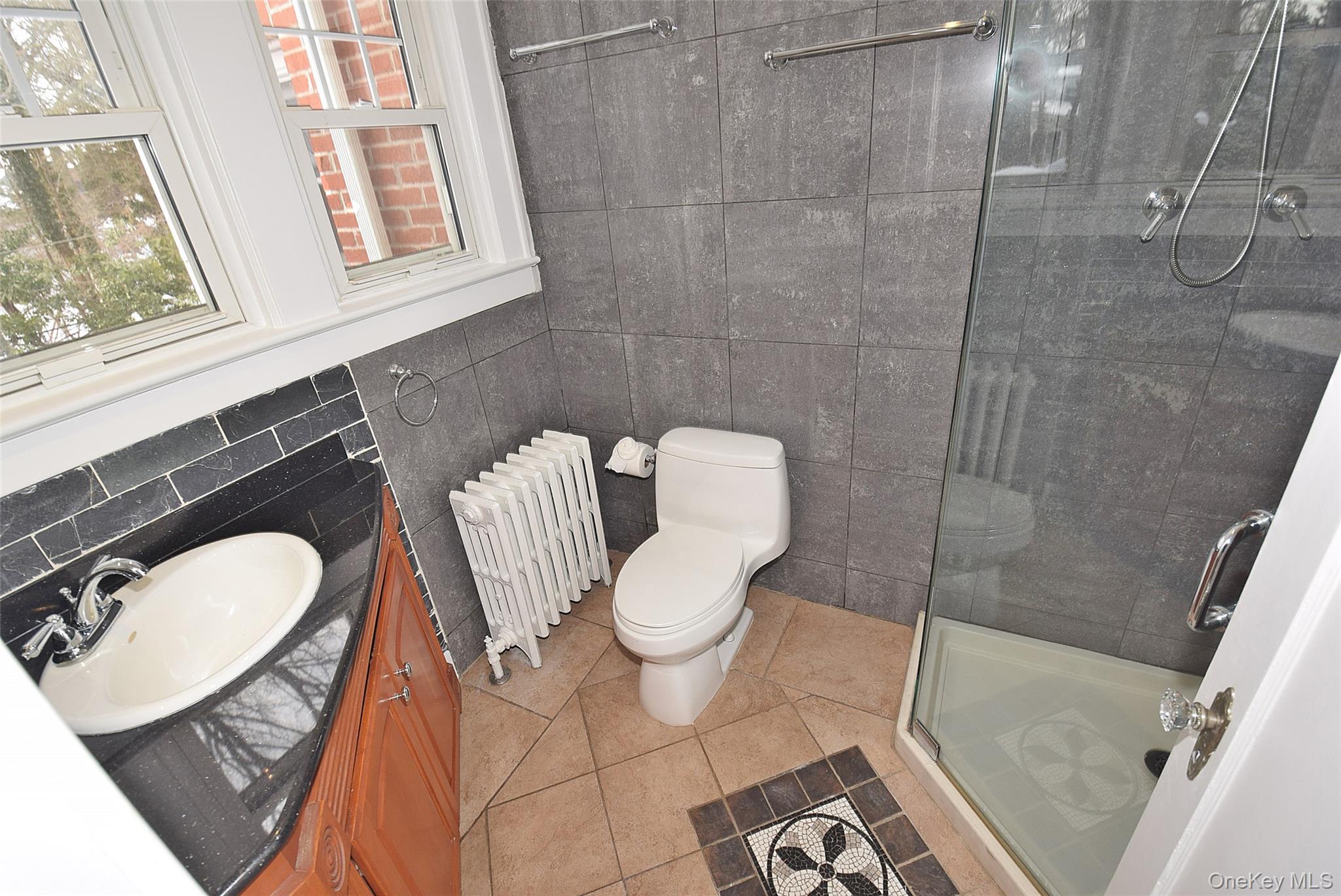 #17 photo, 79 Red Ground Road, מחוז נסאו Roslyn Heights , NY 11577