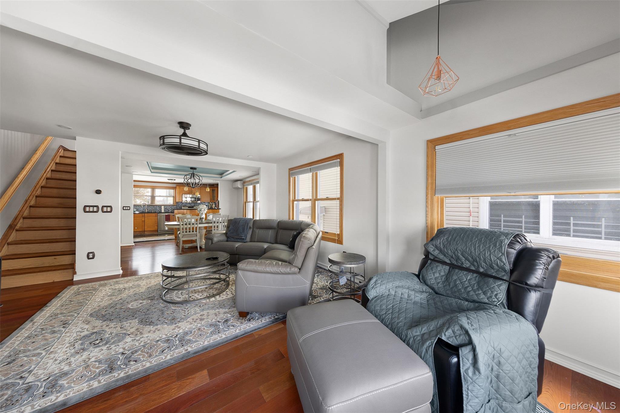 #3 photo, 17046 118th Avenue, Куинс ‖ Jamaica , NY 11434