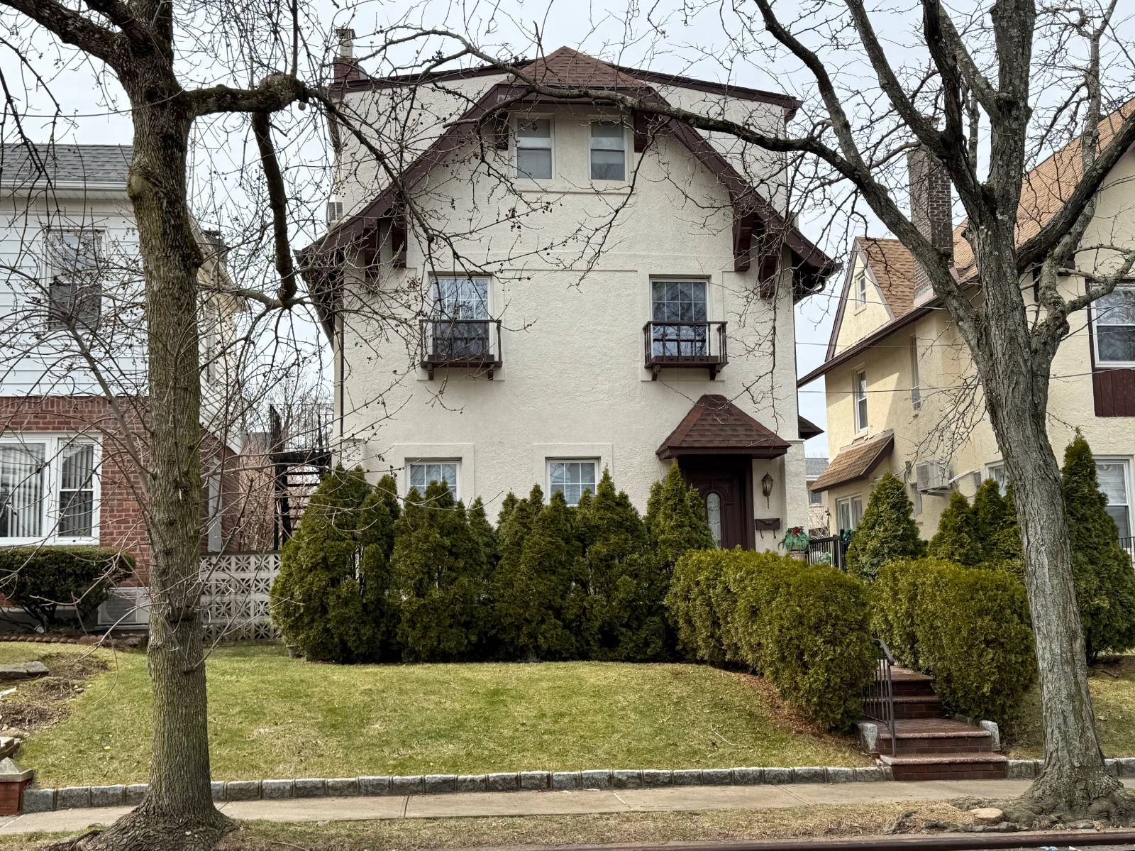 #3 photo, 2914 Bell Blvd, Bayside , NY 11360