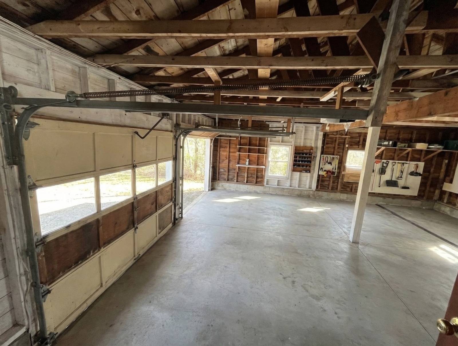 #11 photo, 539 Route 374, 뉴욕주 Cadyville , NY 12918