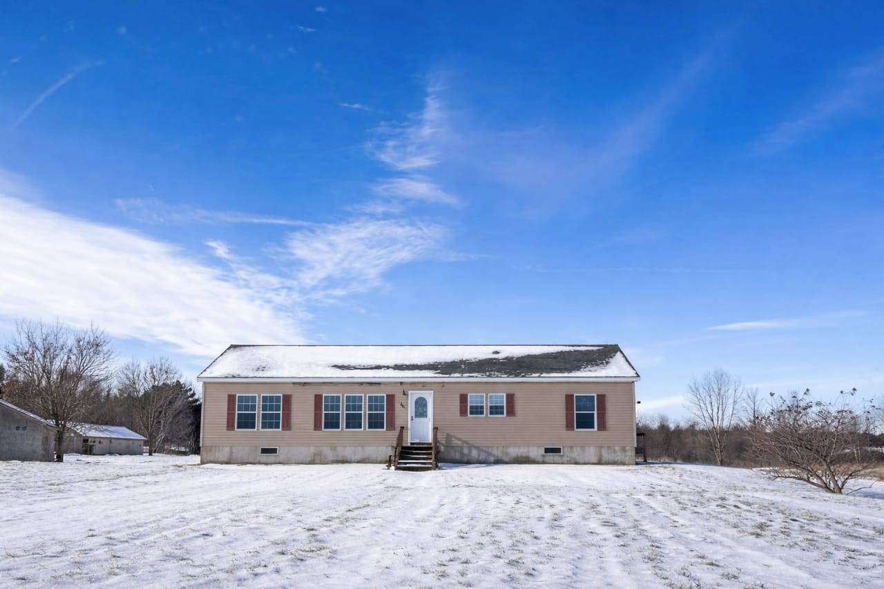 #1 photo, 159 Angelville Rd, 뉴욕주 Mooers , NY 12958