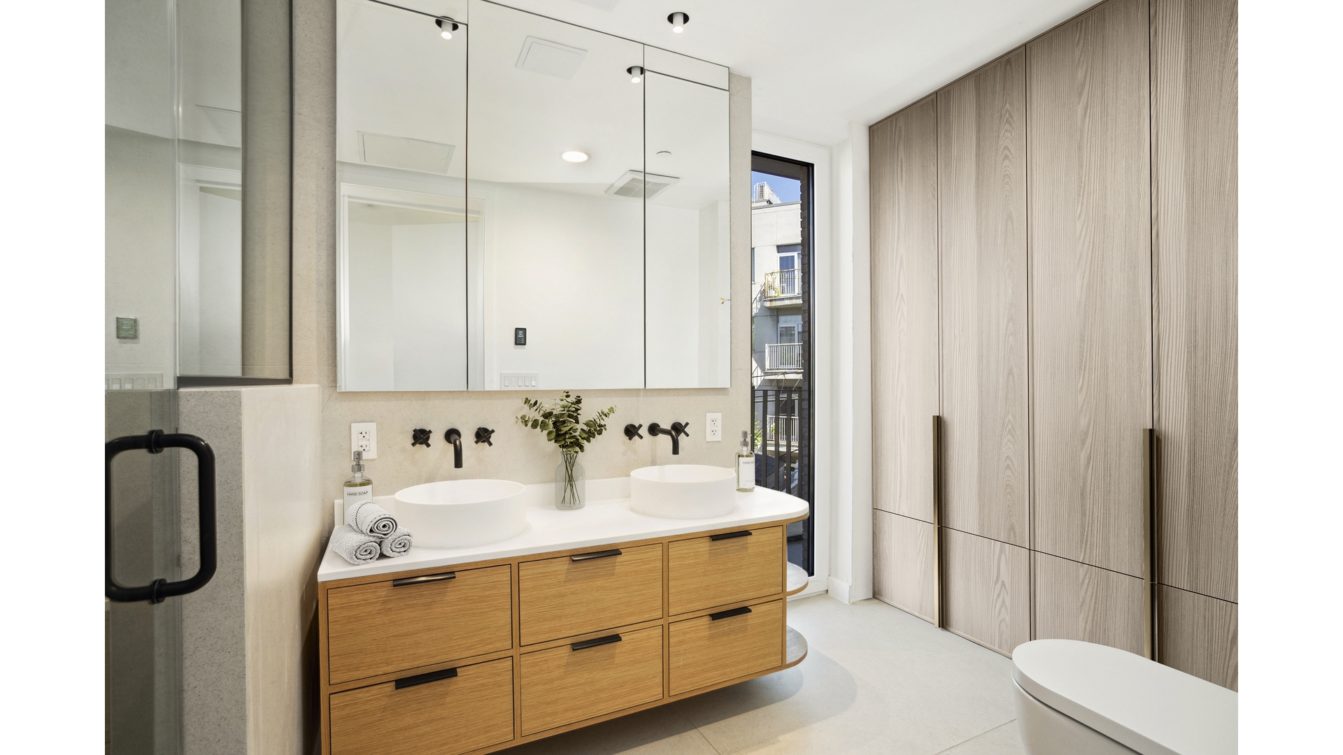 #9 photo, 128 WOODPOINT Road, Бруклин ‖ Williamsburg , NY 11211