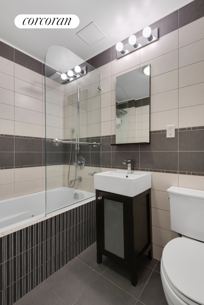 #6 photo, 143 W 30TH Street, 맨해튼 Midtown , NY 10001