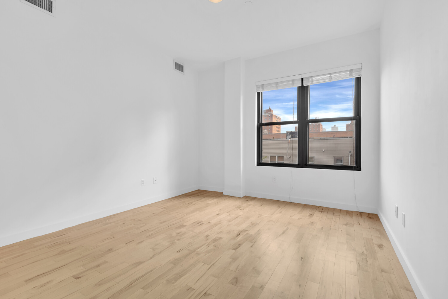 #4 photo, New York City, East Harlem , NY 10029