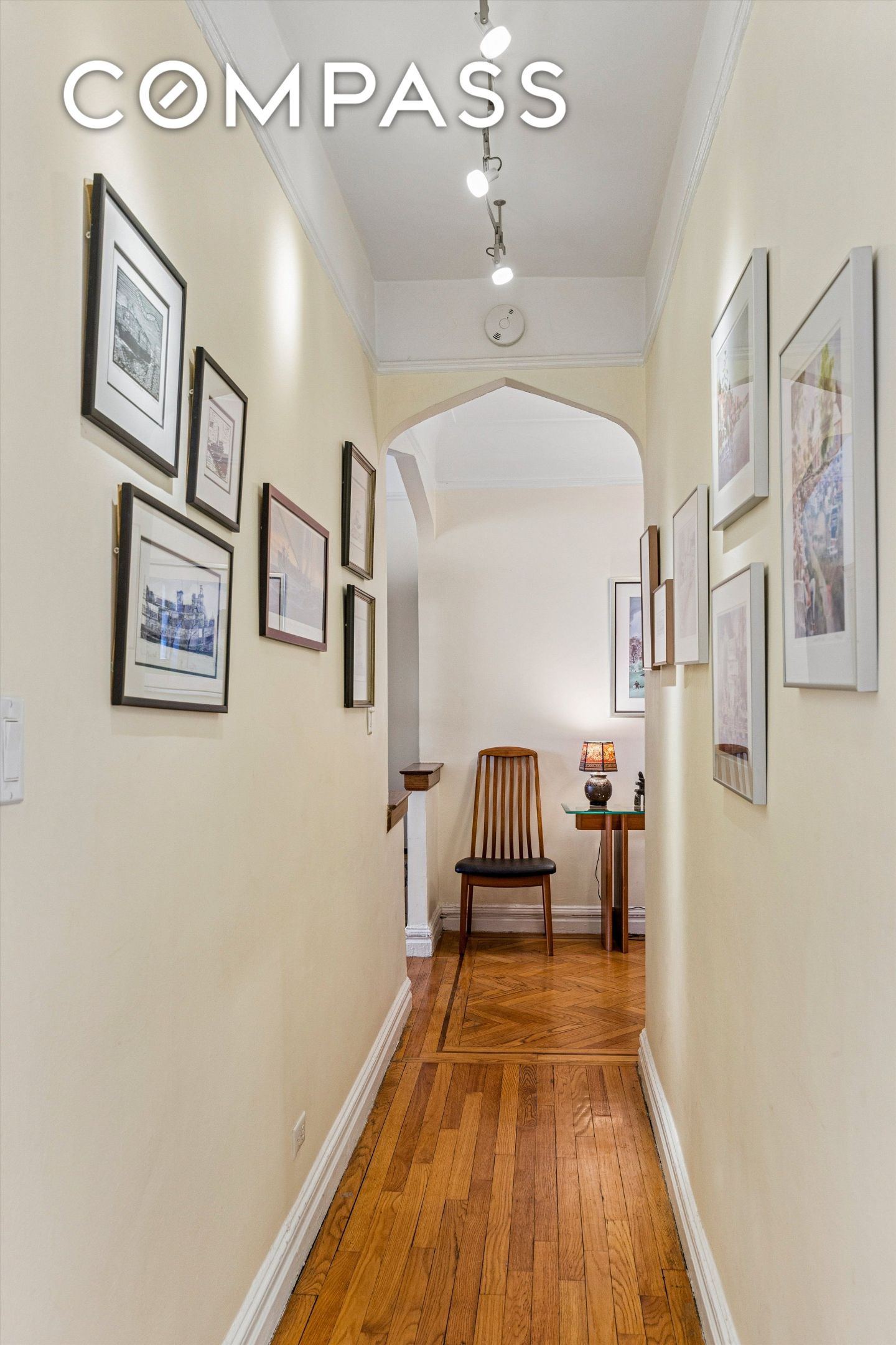 #7 photo, 680 W 204th Street, Inwood , NY 10034