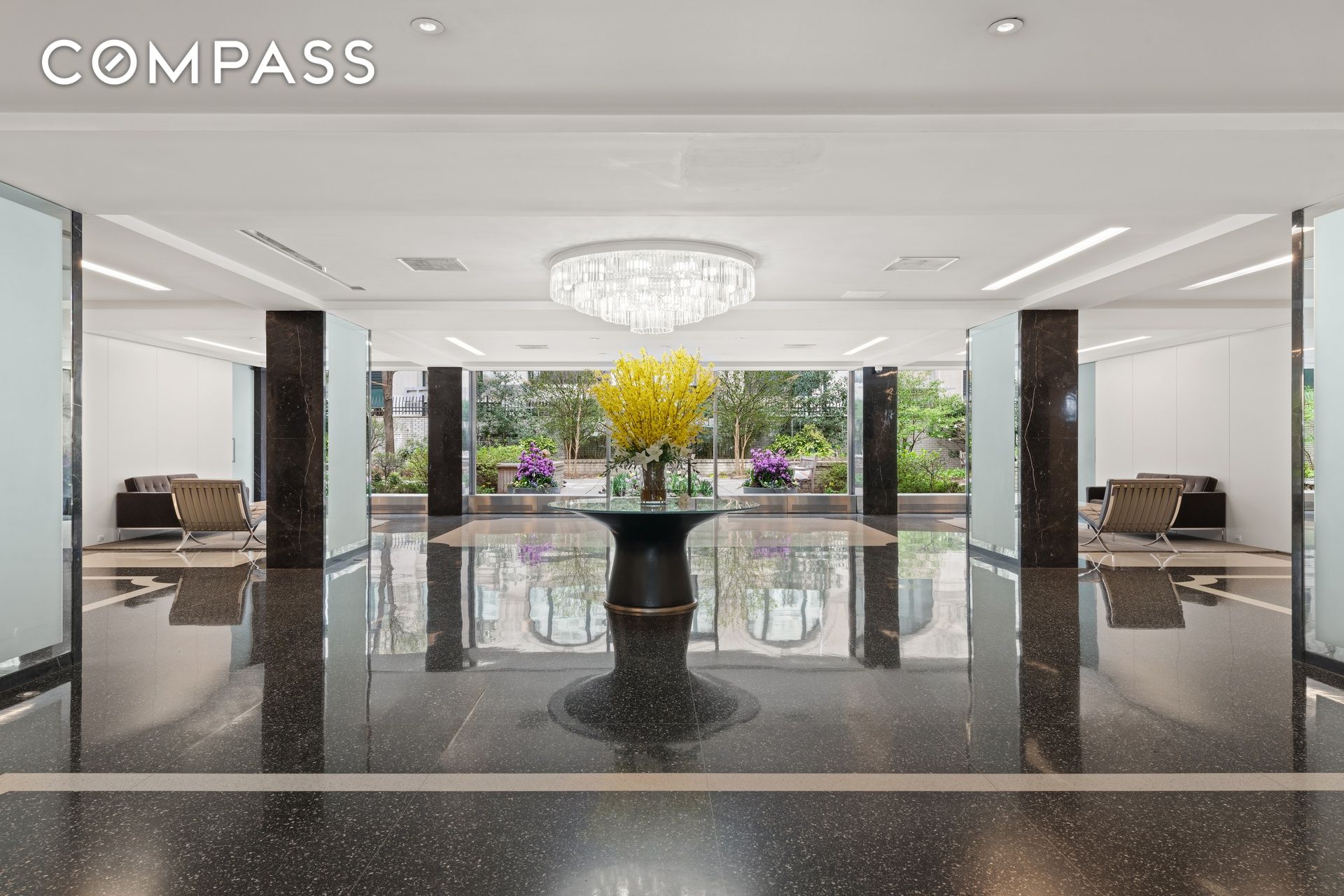 #20 photo, 70 E 10th Street, Манхэттен ‖ Greenwich Village , NY 10003