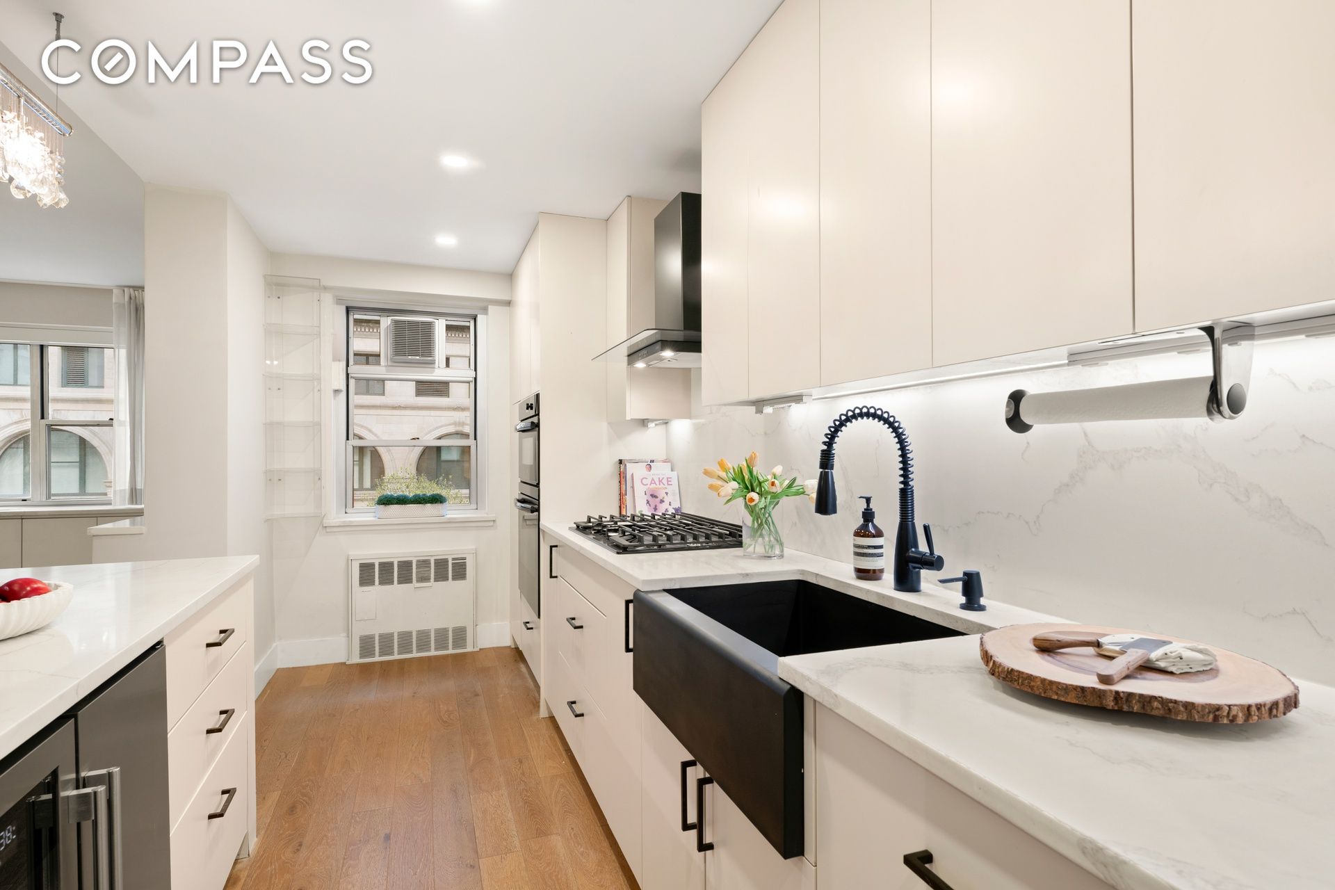 #8 photo, 70 E 10th Street, Манхэттен ‖ Greenwich Village , NY 10003