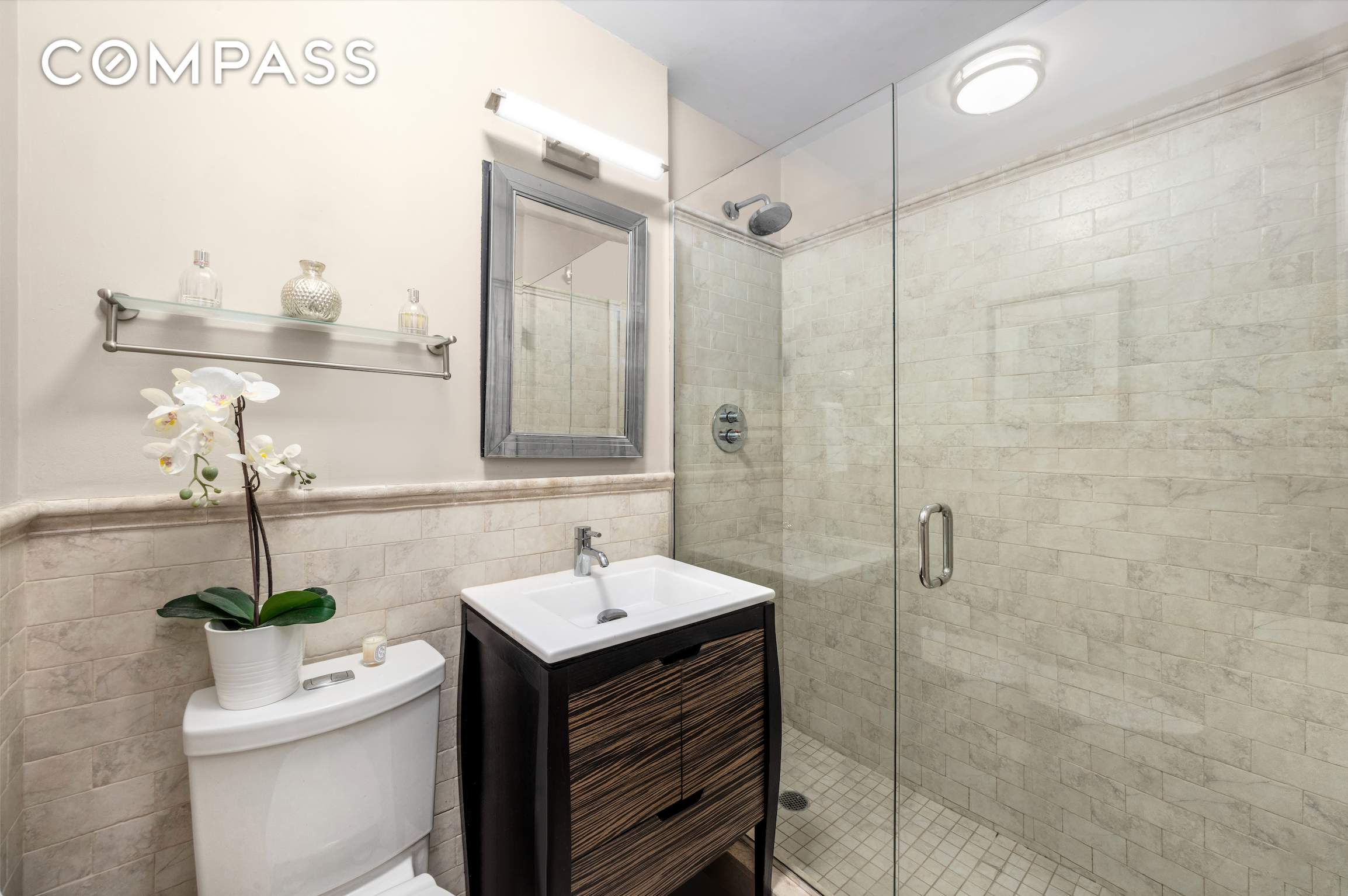 #7 photo, 350 Bleecker Street, West Village , NY 10014