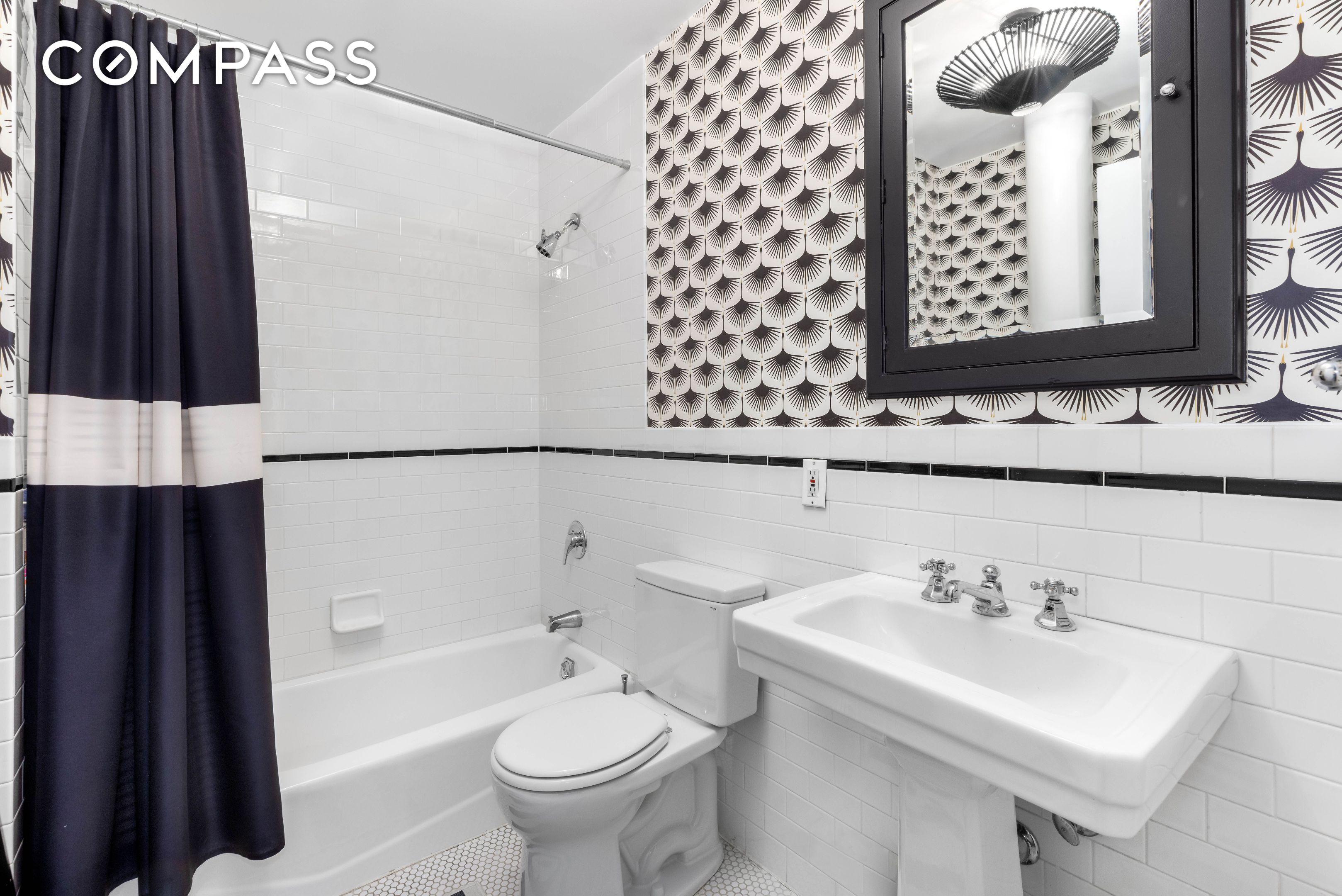 #11 photo, New York City, मैनहटन West Village , NY 10014