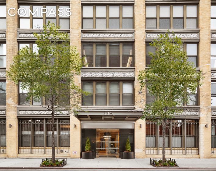 #14 photo, New York City, मैनहटन West Village , NY 10014