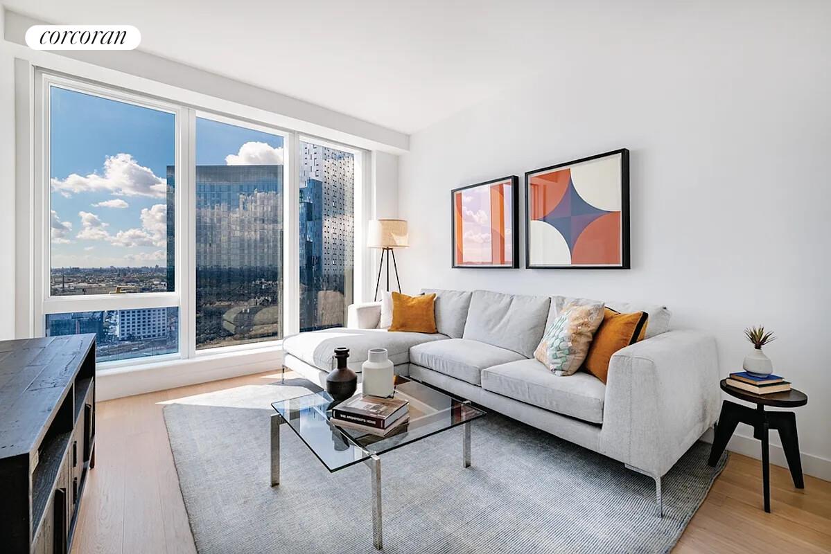 #3 photo, Long Island City, 뉴욕퀸즈 Long Island City , NY 11101