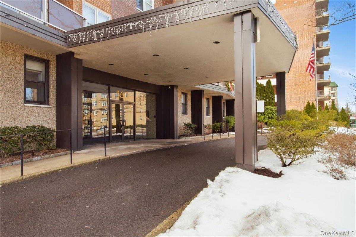 #4 photo, 360 Westchester Avenue, 뉴욕주 Port Chester , NY 10573