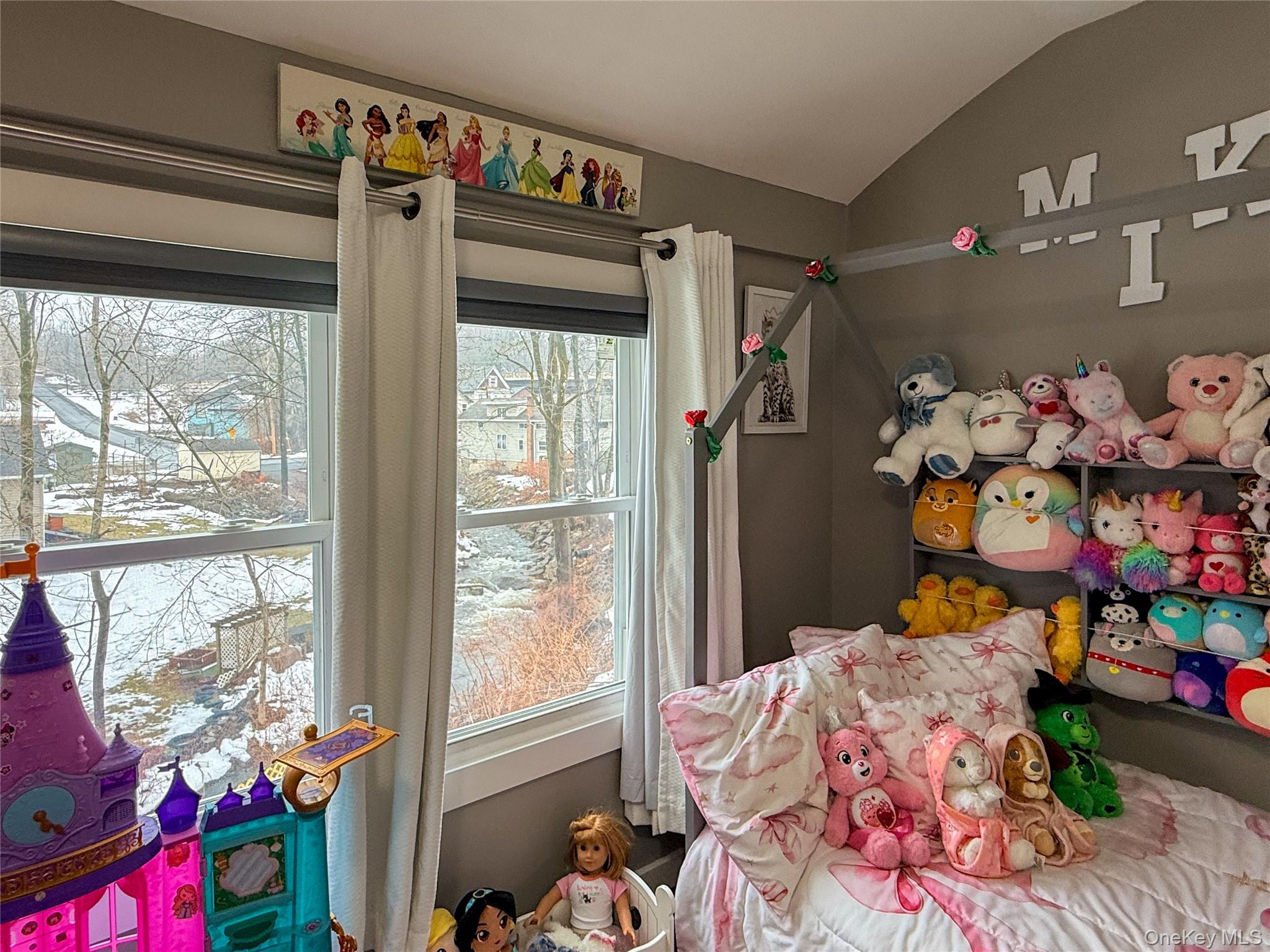 #18 photo, 3 Wilcox Avenue, Highland , NY 12528