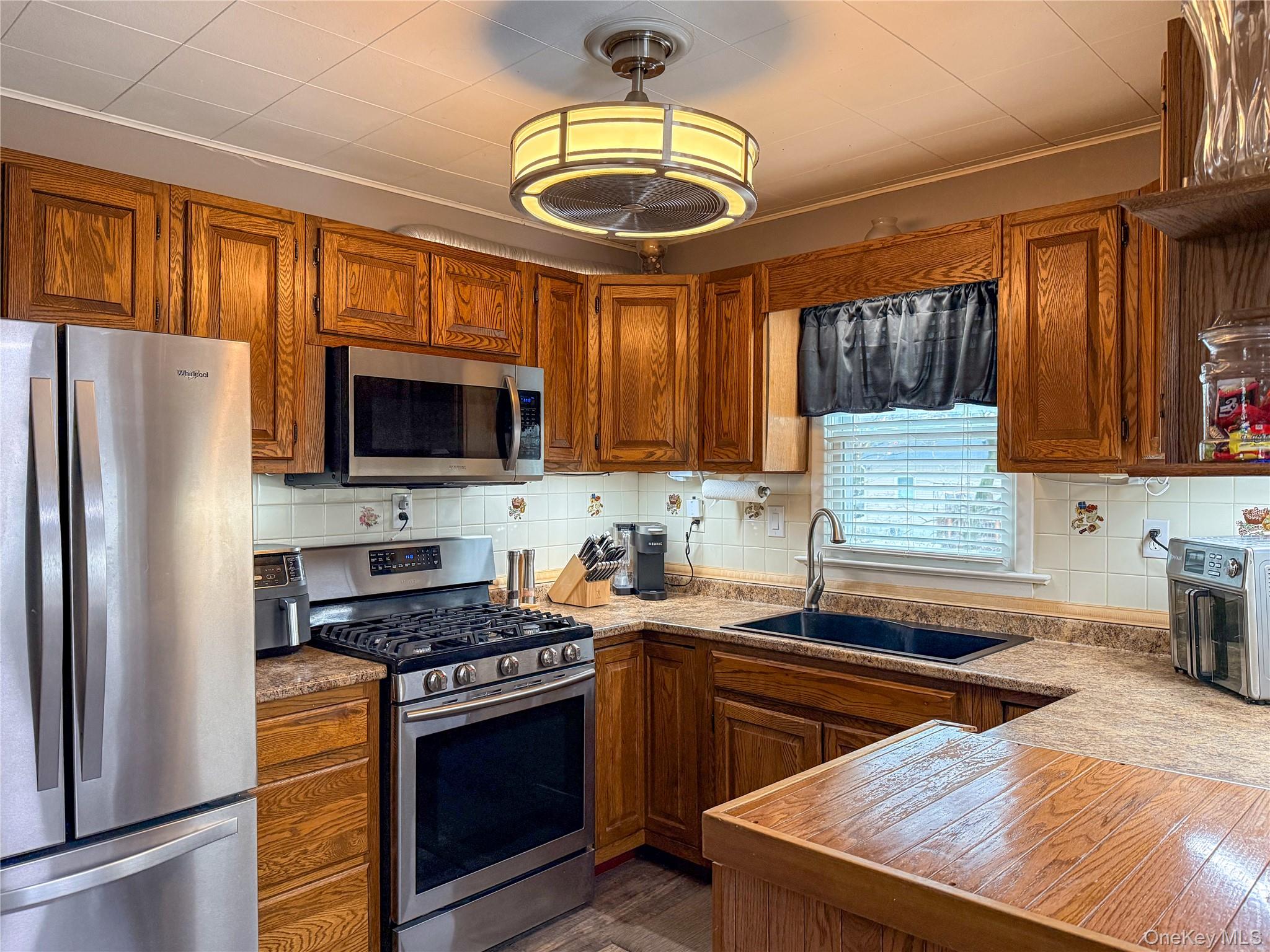 #4 photo, 3 Wilcox Avenue, Highland , NY 12528