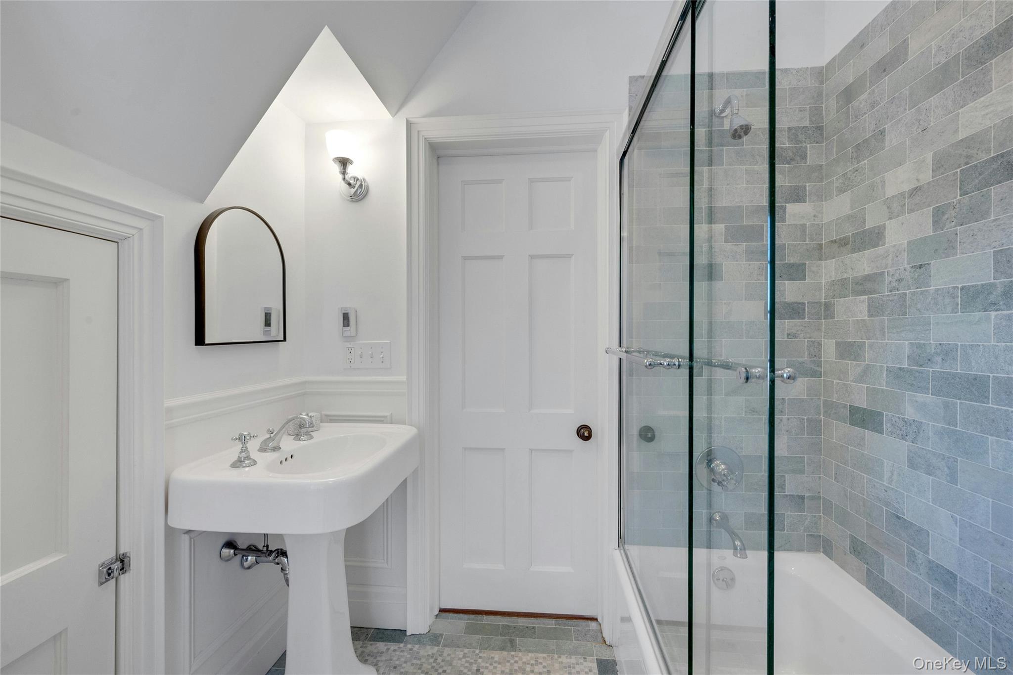 #19 photo, 15 Carstensen Road, Scarsdale , NY 10583