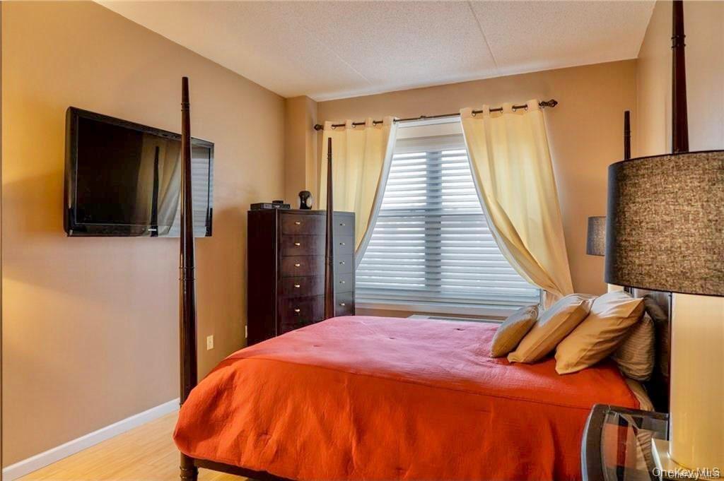 #9 photo, 837 Washington Avenue, ब्रोंक्स Bronx , NY 10451