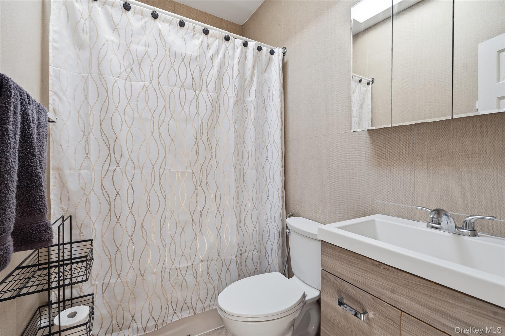 #13 photo, 80 Lincoln Avenue, Pelham , NY 10803